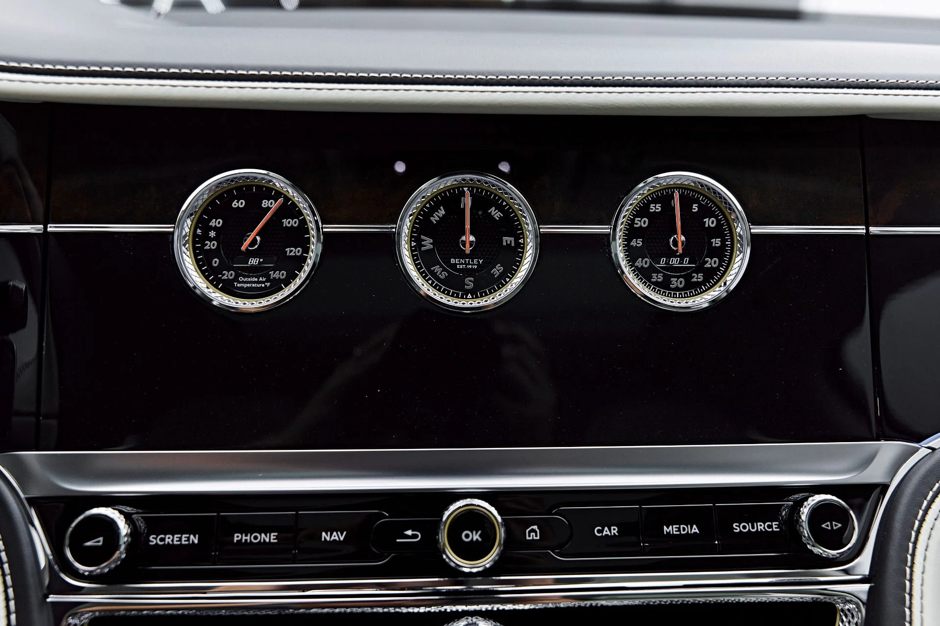 mph083_1021286799_Used_2022_Bentley_Flying_Spur_W12_1786226291_1911d252a9