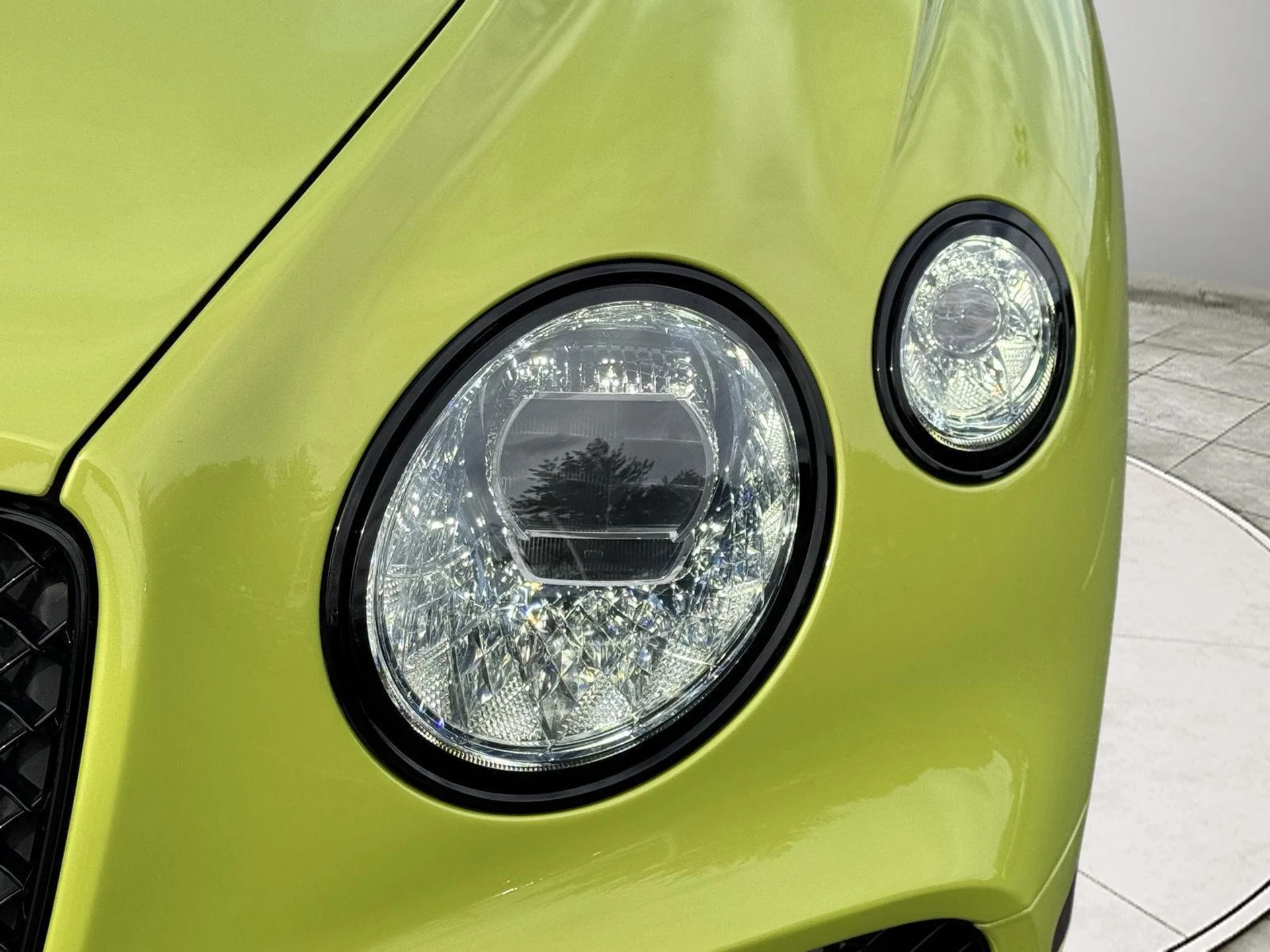 mph083_1073295849_eda4b83f13019a48fc630c1112d425fe_2c4acbf35e