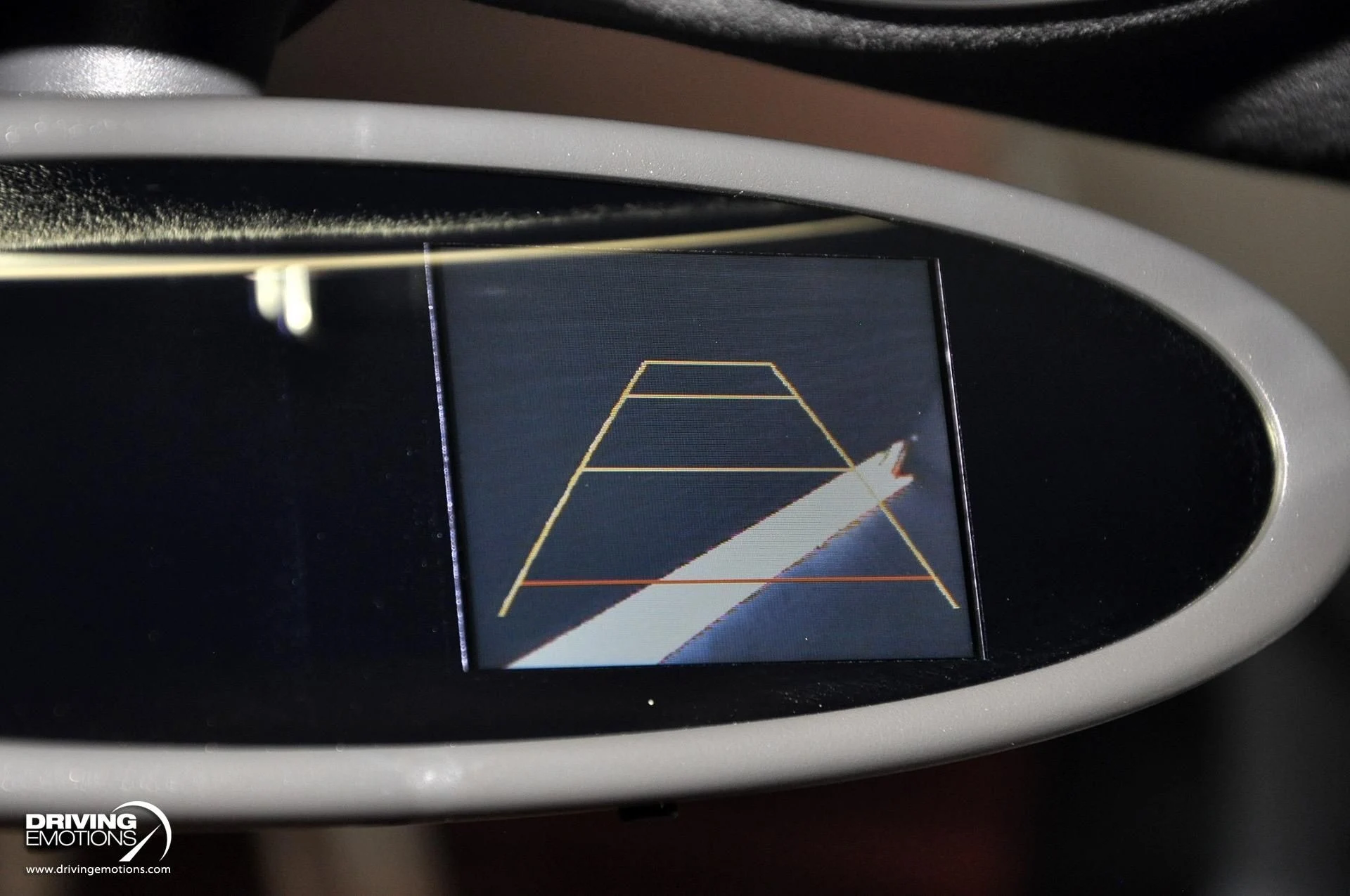 mph083_1201037723_479_p84_l_495afc9eb9