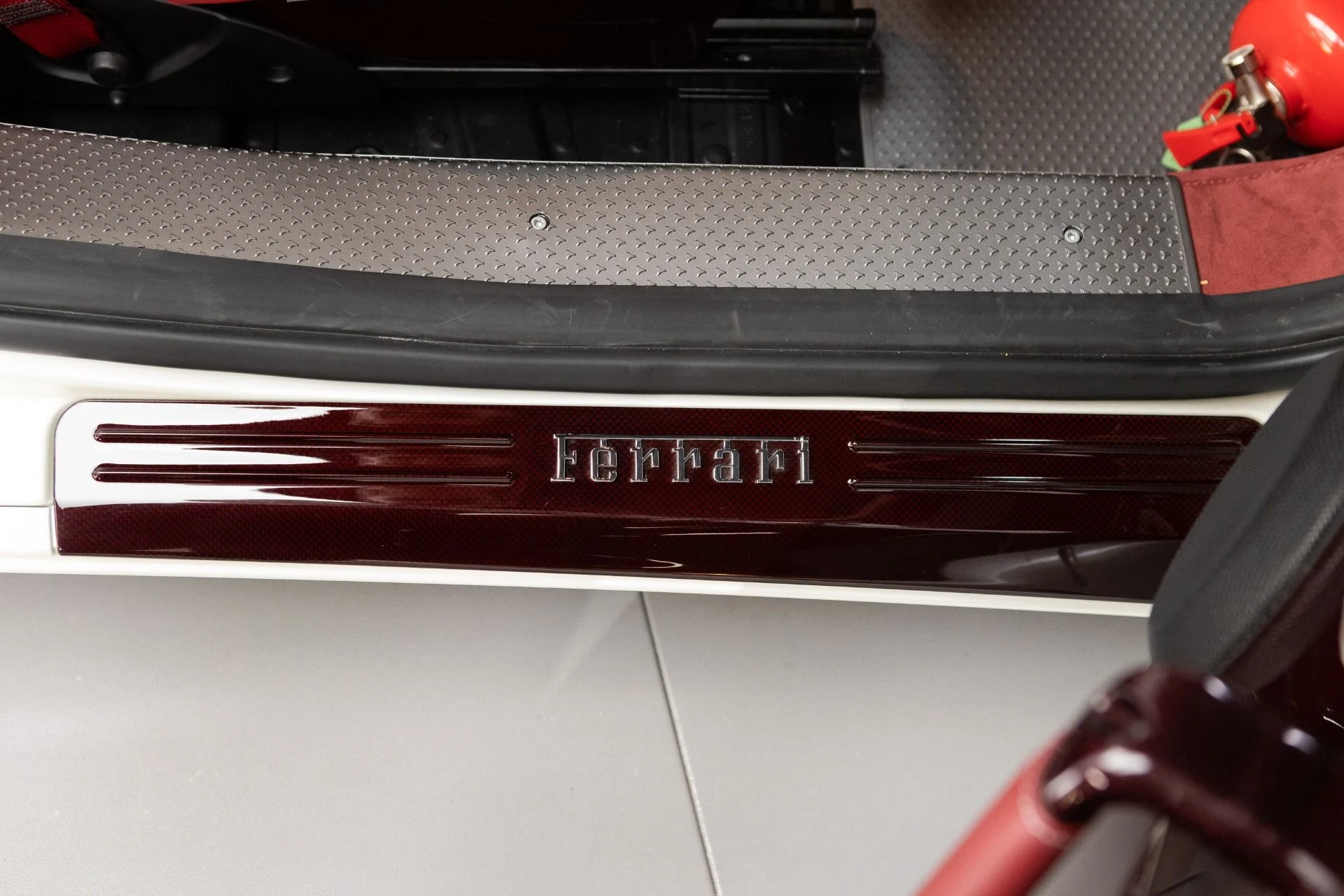 mph083_1238756566_Used_2015_Ferrari_458_Speciale_A_1782410353_e0b4745628