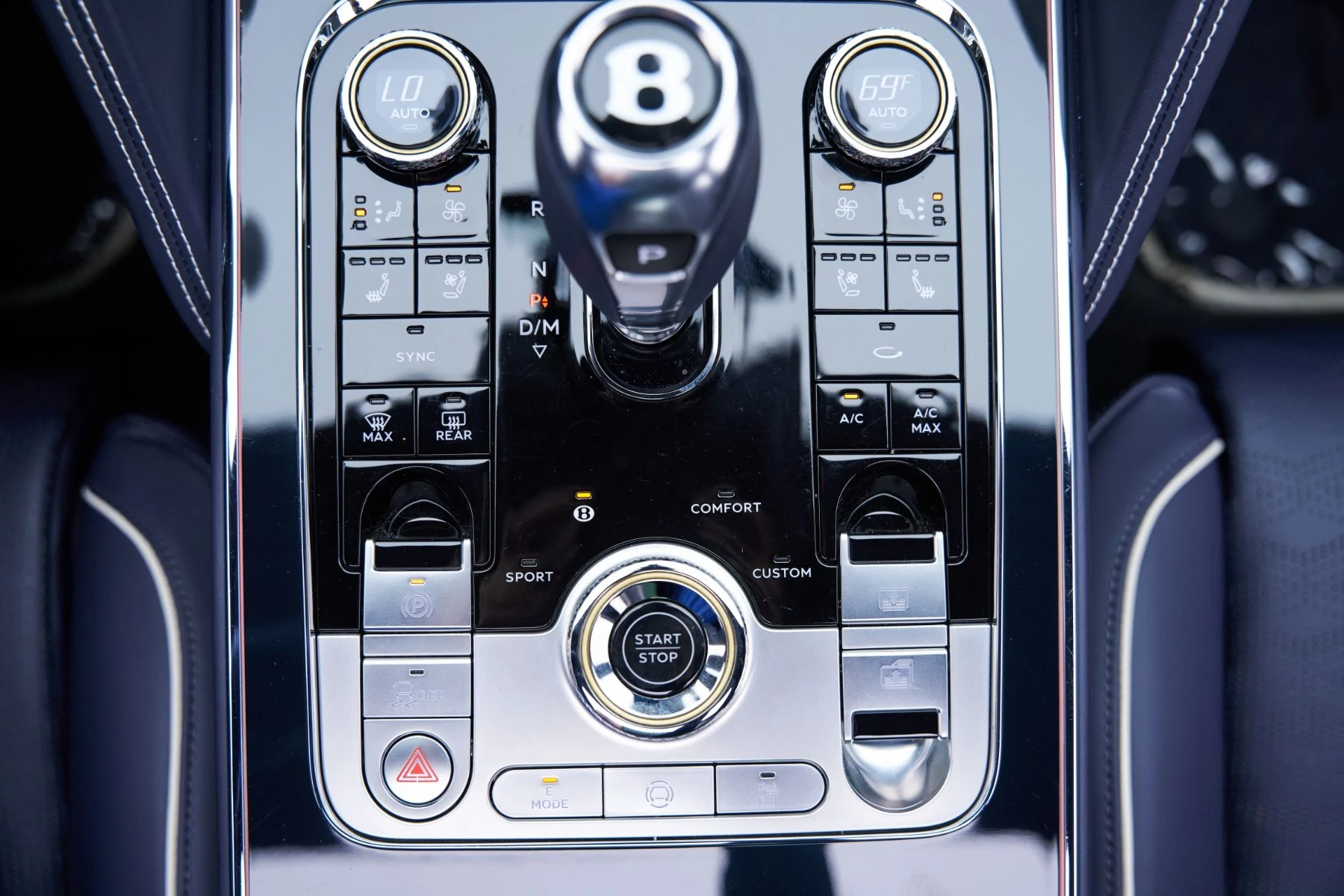 mph083_1282562064_Used_2025_Bentley_Flying_Spur_Speed_1792601357_90091df5b8