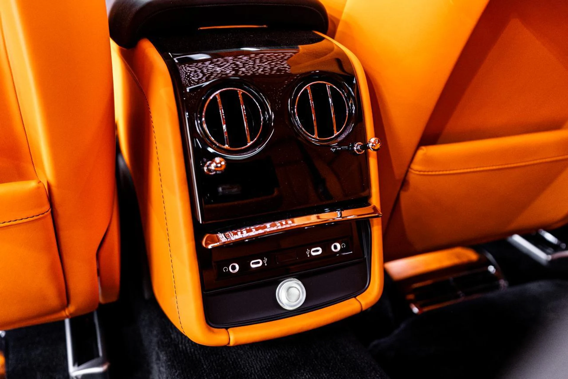 mph083_1298856438_bcf76acaef349434d90d8e8ee8cc6e80_e9823a5236