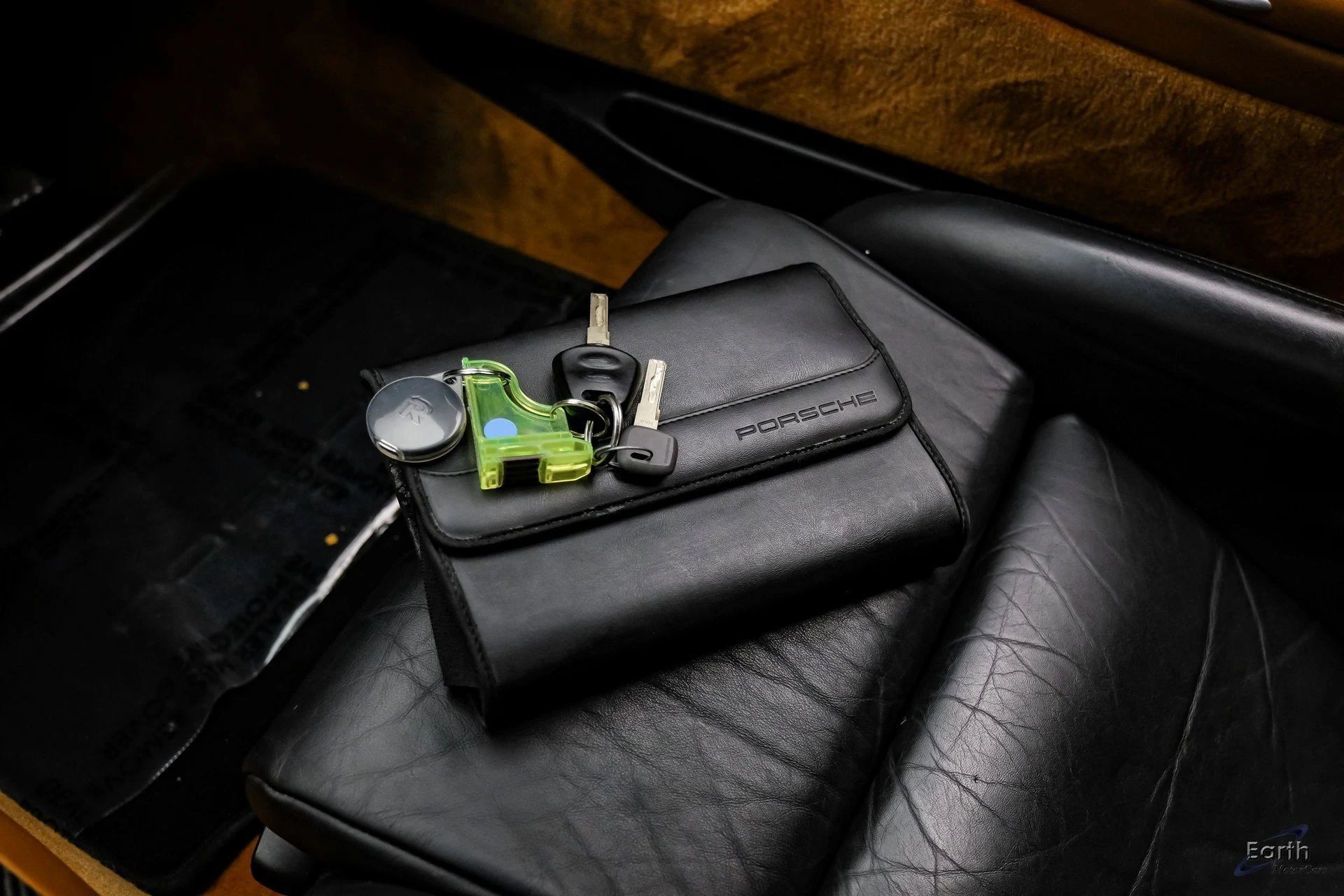 mph083_1309244296_a3ef4ce278e279e19ba8940a4e16c510x_0949402566