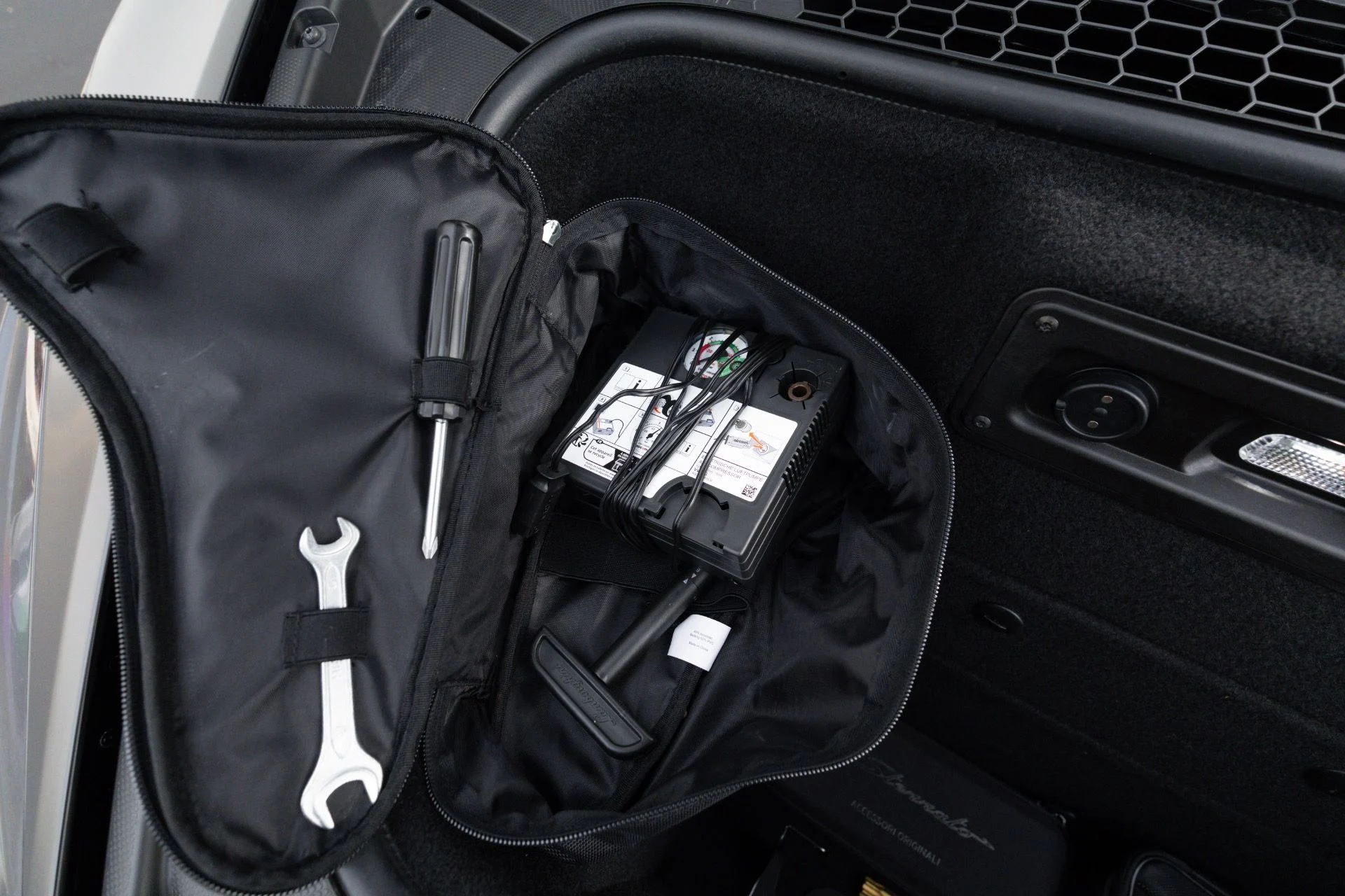 mph083_1328830206_Used_2024_Lamborghini_Huracan_Sterrato_1775279109_76fedf5af3