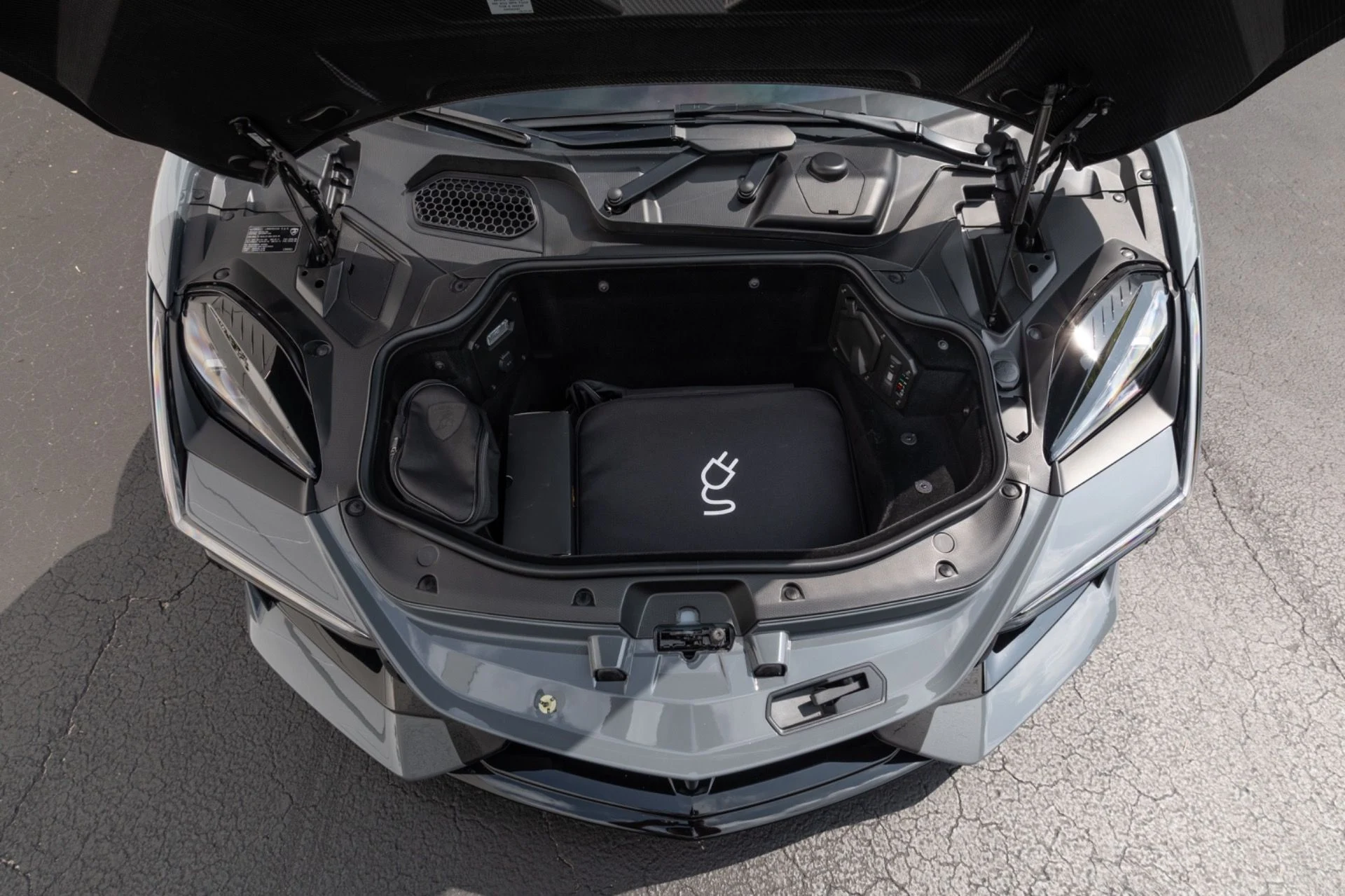 mph083_1383276016_Used_2024_Lamborghini_Revuelto_1778880537_b69edefbdf