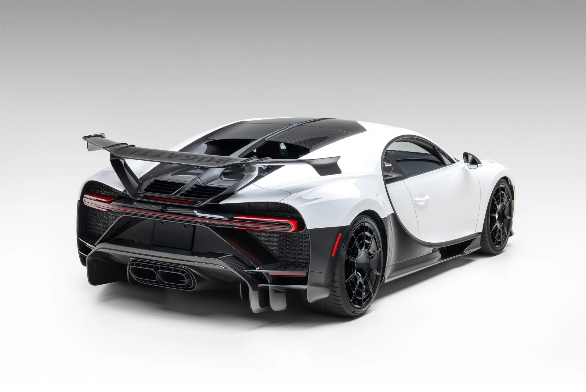 mph083_1554070980_11790_p84_l_4b72728314