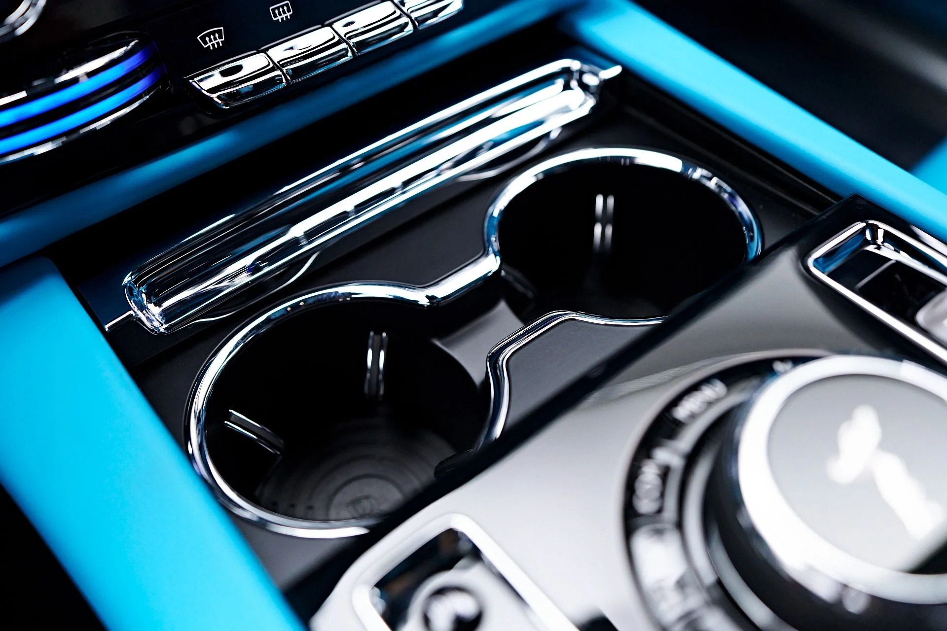 mph083_1737625305_Used_2024_Rolls_Royce_Ghost_Base_1755131984_e550ceb139