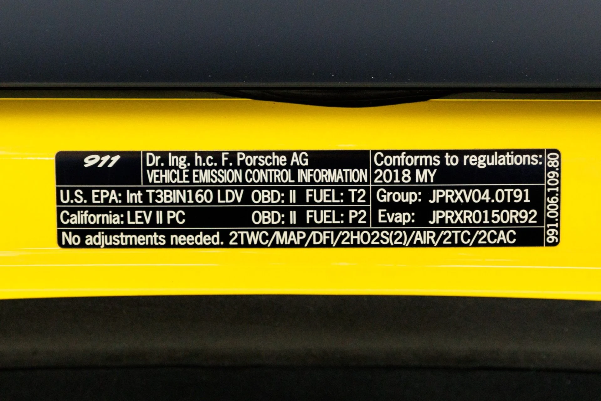 mph083_1778865152_Used_2018_Porsche_911_GT_2_RS_1787778702_fc3f21da78