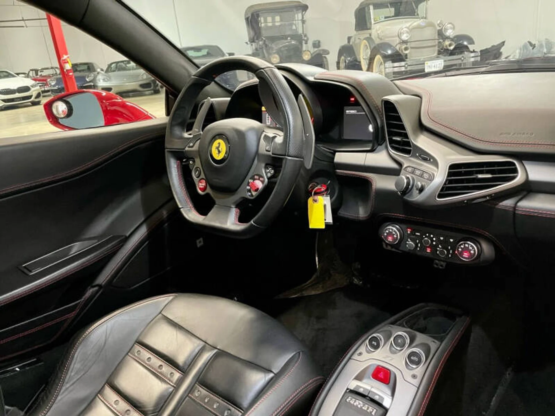 mph083_1917047318_2012_ferrari_458_italia_base_2dr_coupe_e37c626bf7