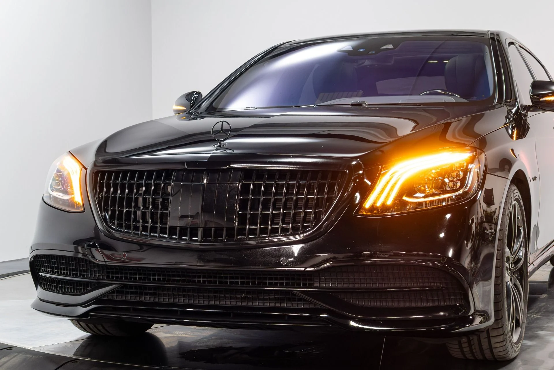mph083_1974861858_Used_2020_Mercedes_Benz_S_Class_Maybach_S_650_1778195689_1d676d171c