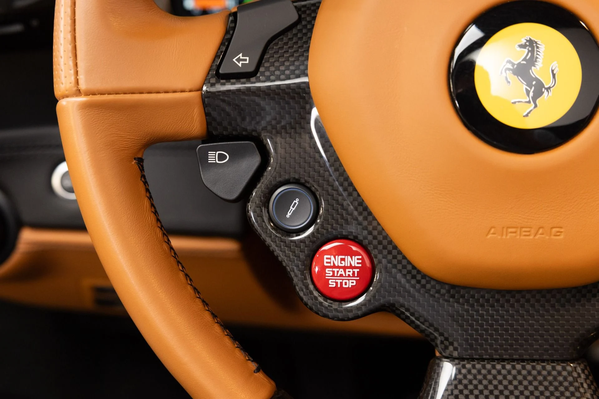 mph083_2139735622_Used_2019_Ferrari_488_Spider_1787231247_c280a93965