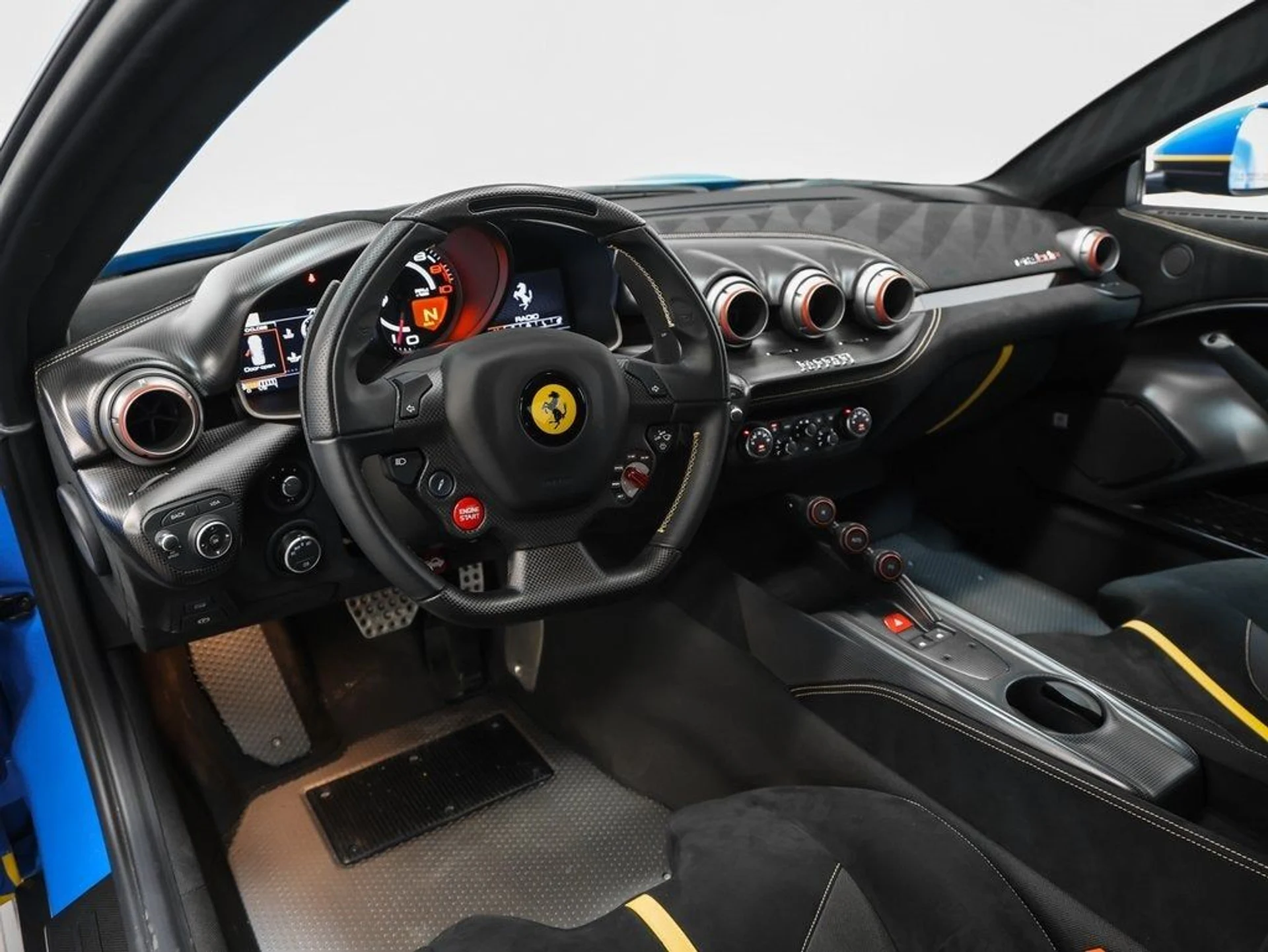 mph083_2203576861_84_c1d8fc99a7