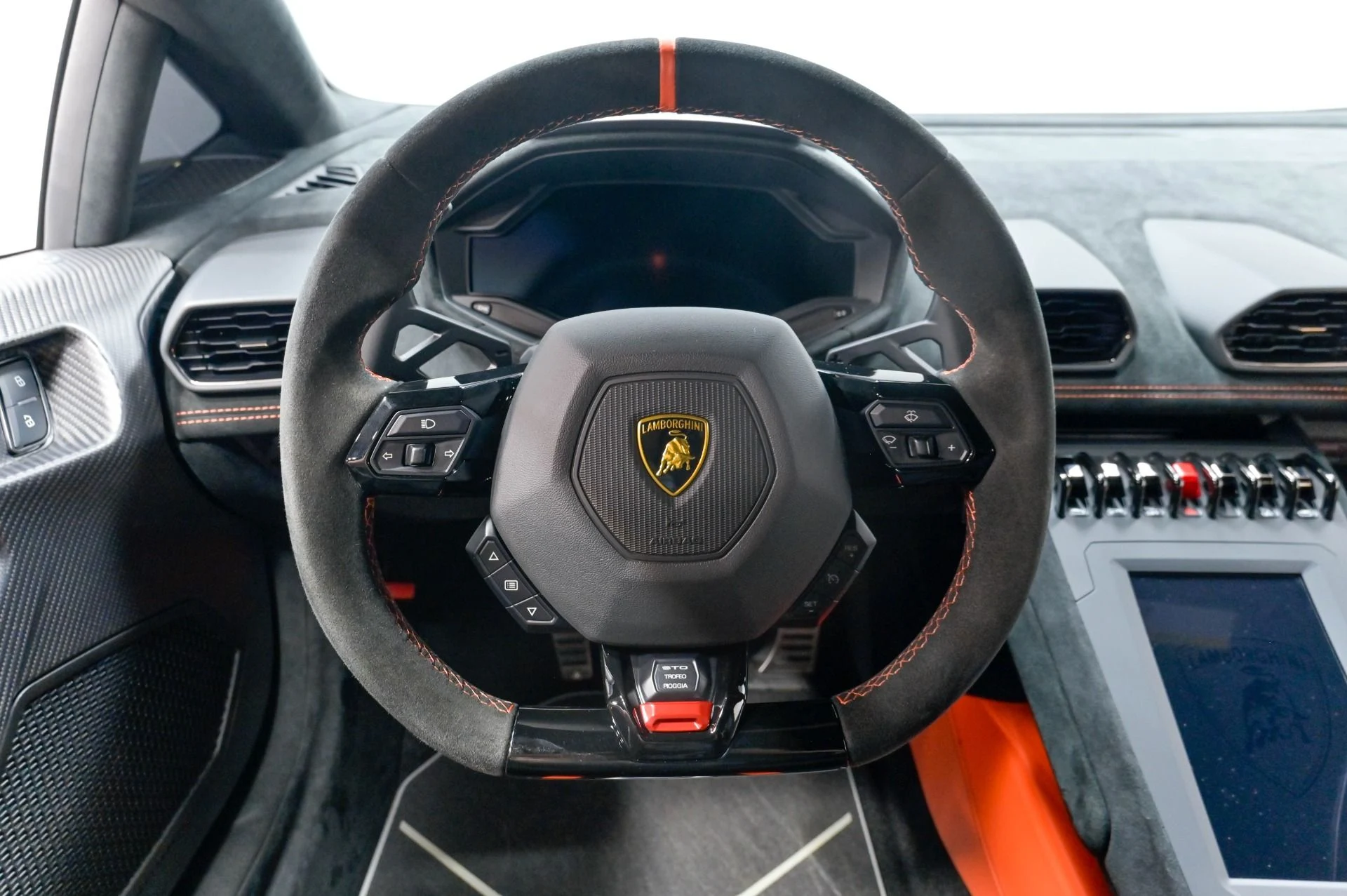 mph083_2257392493_Used_2023_Lamborghini_Huracan_STO_1782768591_a3e9d4ced8