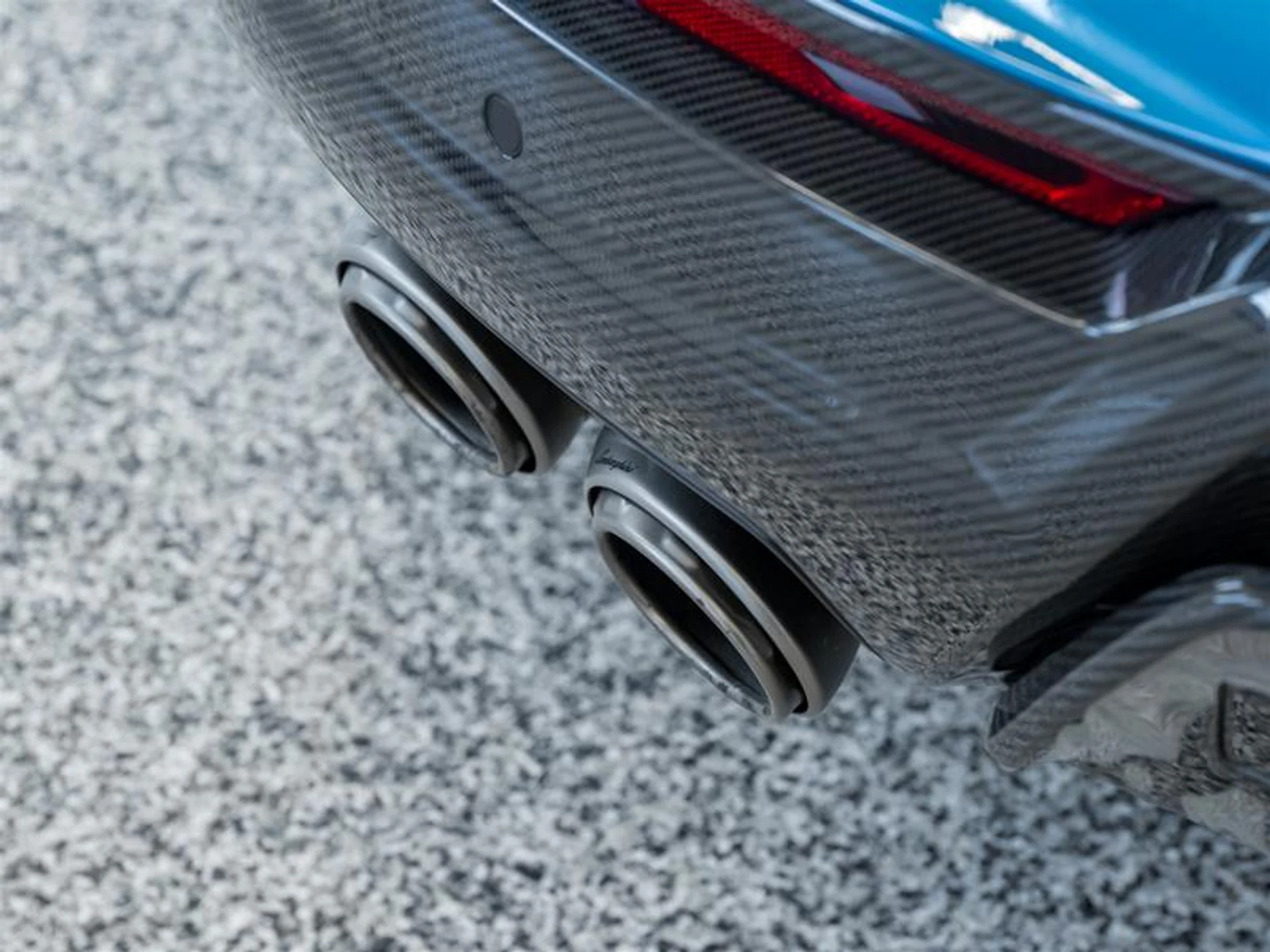 mph083_2264550500_11790389_1607586243_00b366eac9