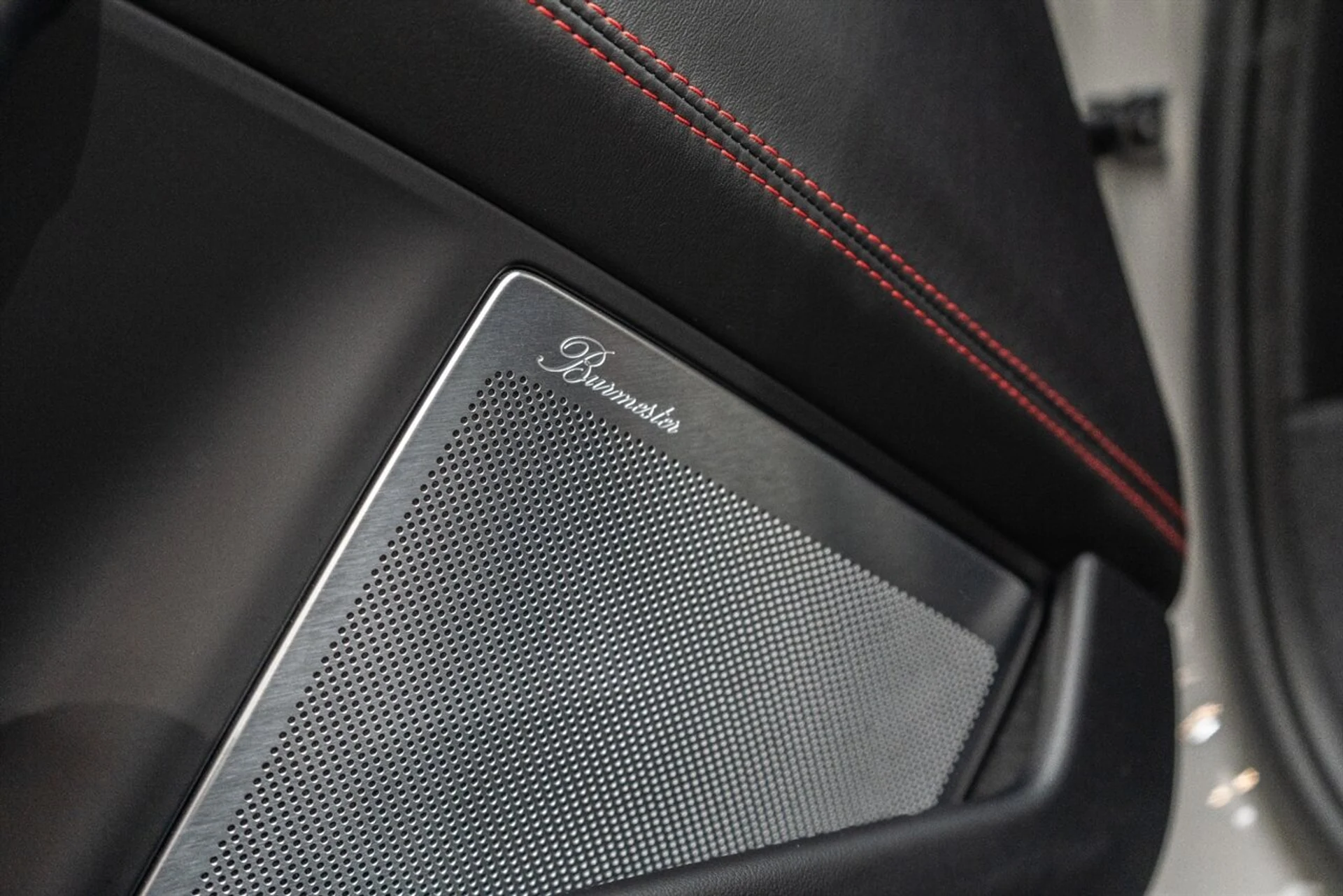 mph083_2286067709_388a39918a_1280_e6fc17fdb1