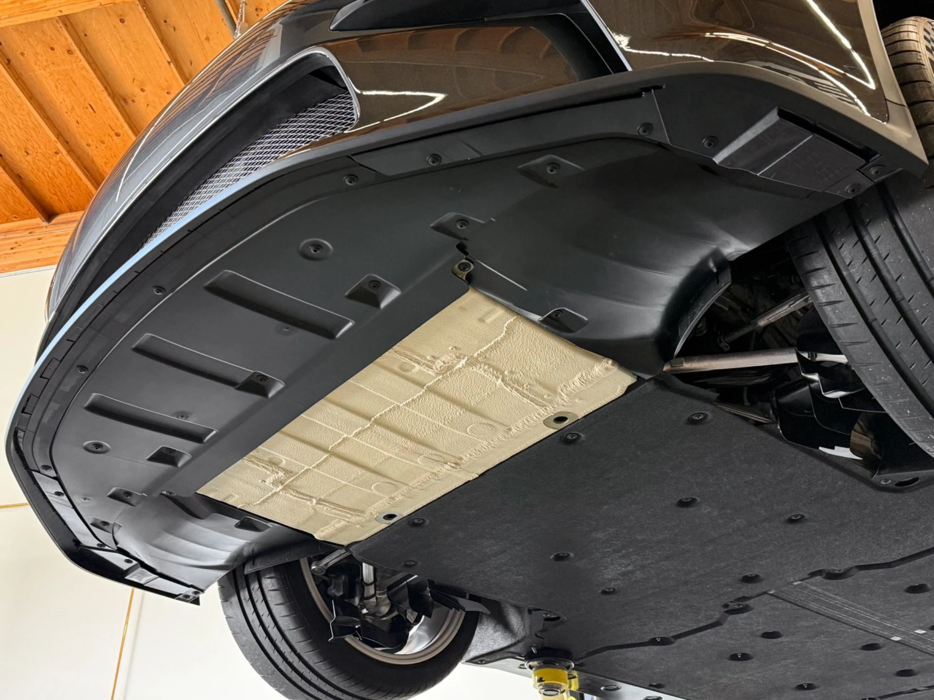 mph083_2297458202_Used_2024_Porsche_911_ST_1792163572_88c2226899