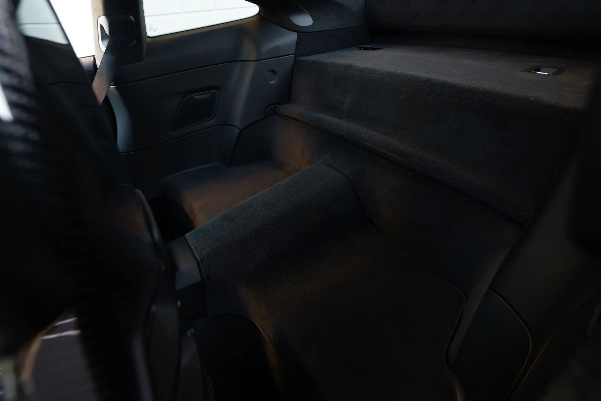 mph083_2327246471_Used_2025_Porsche_911_GT_3_RS_1770101342_83f1d30ef2