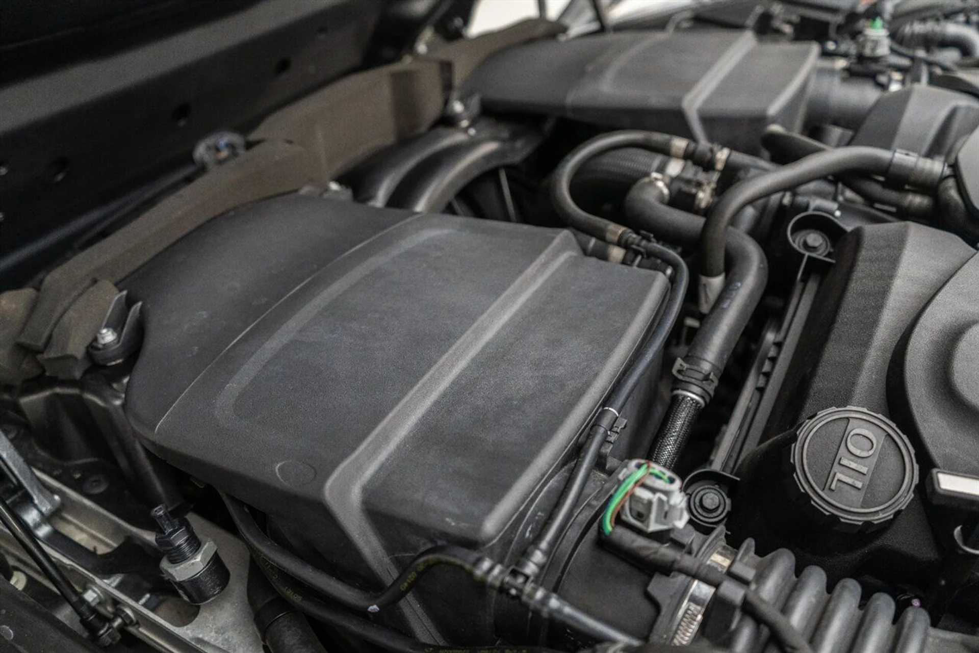 mph083_2333683044_576df18ad8_1280_1484197b9a