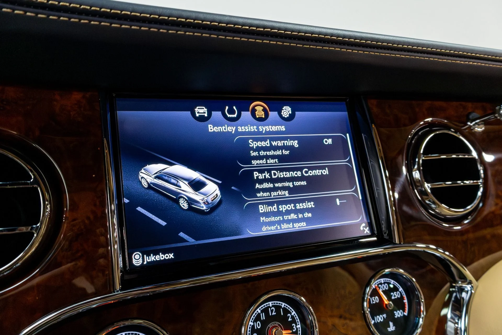 mph083_2411251865_Used_2017_Bentley_Mulsanne_1775514187_d9fe9555e6