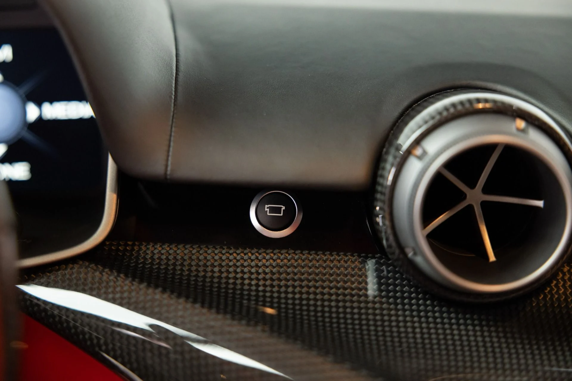 mph083_2494934324_Used_2014_Ferrari_F12berlinetta_1784559579_4c2506d8ab