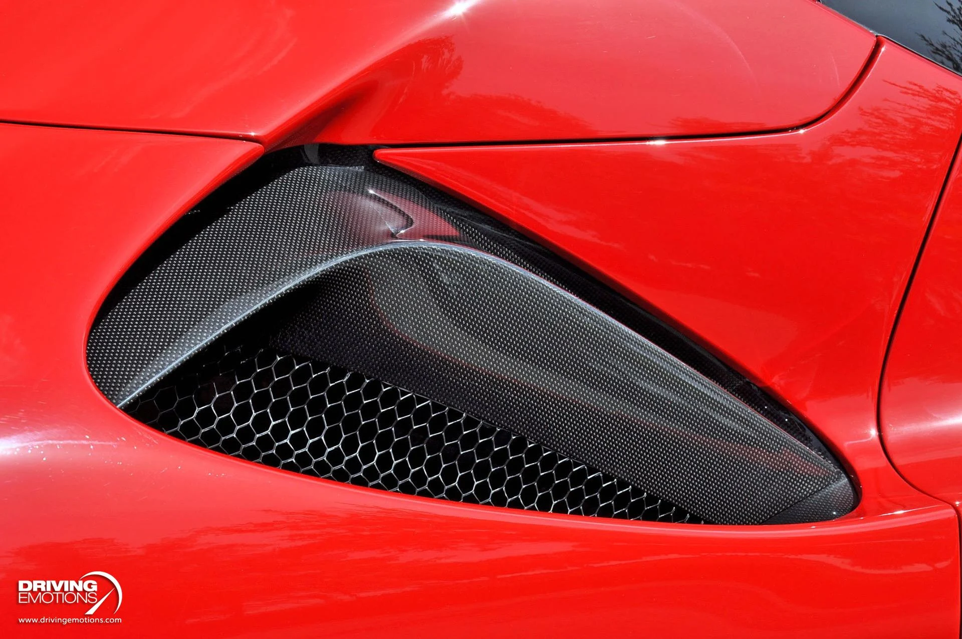 mph083_2651147972_860_p84_l_2839e6704c