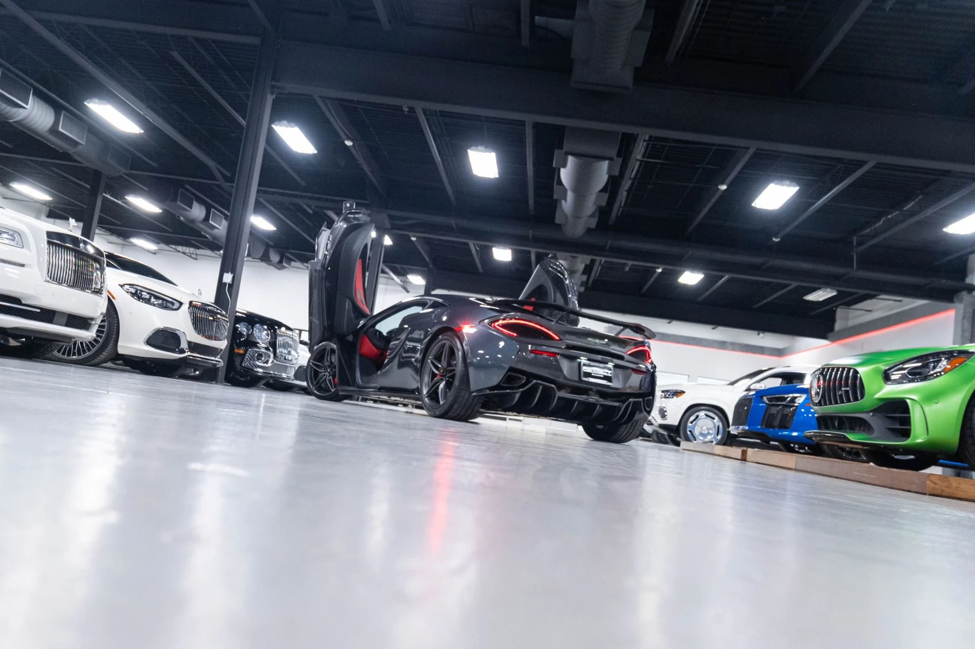 mph083_3169936015_Used_2019_Mc_Laren_570_S_1783628324_06d2feefcf