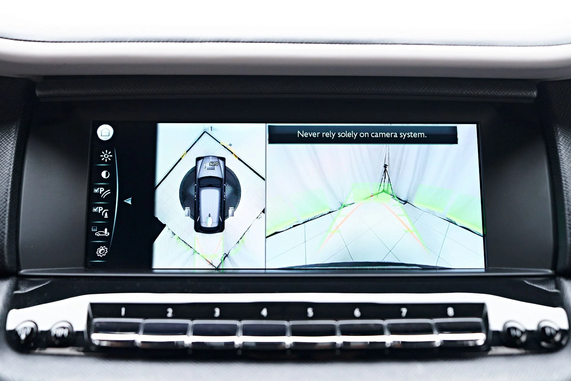 mph083_3231903081_Used_2023_Rolls_Royce_Cullinan_Base_1756252121_71a2c2dc48