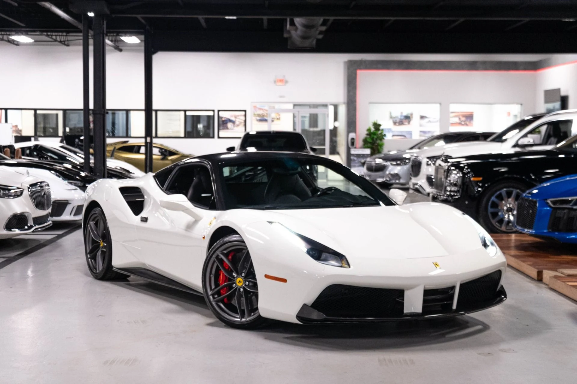 mph083_3269079778_Used_2016_Ferrari_488_GTB_1783363377_e8caa9bcf1