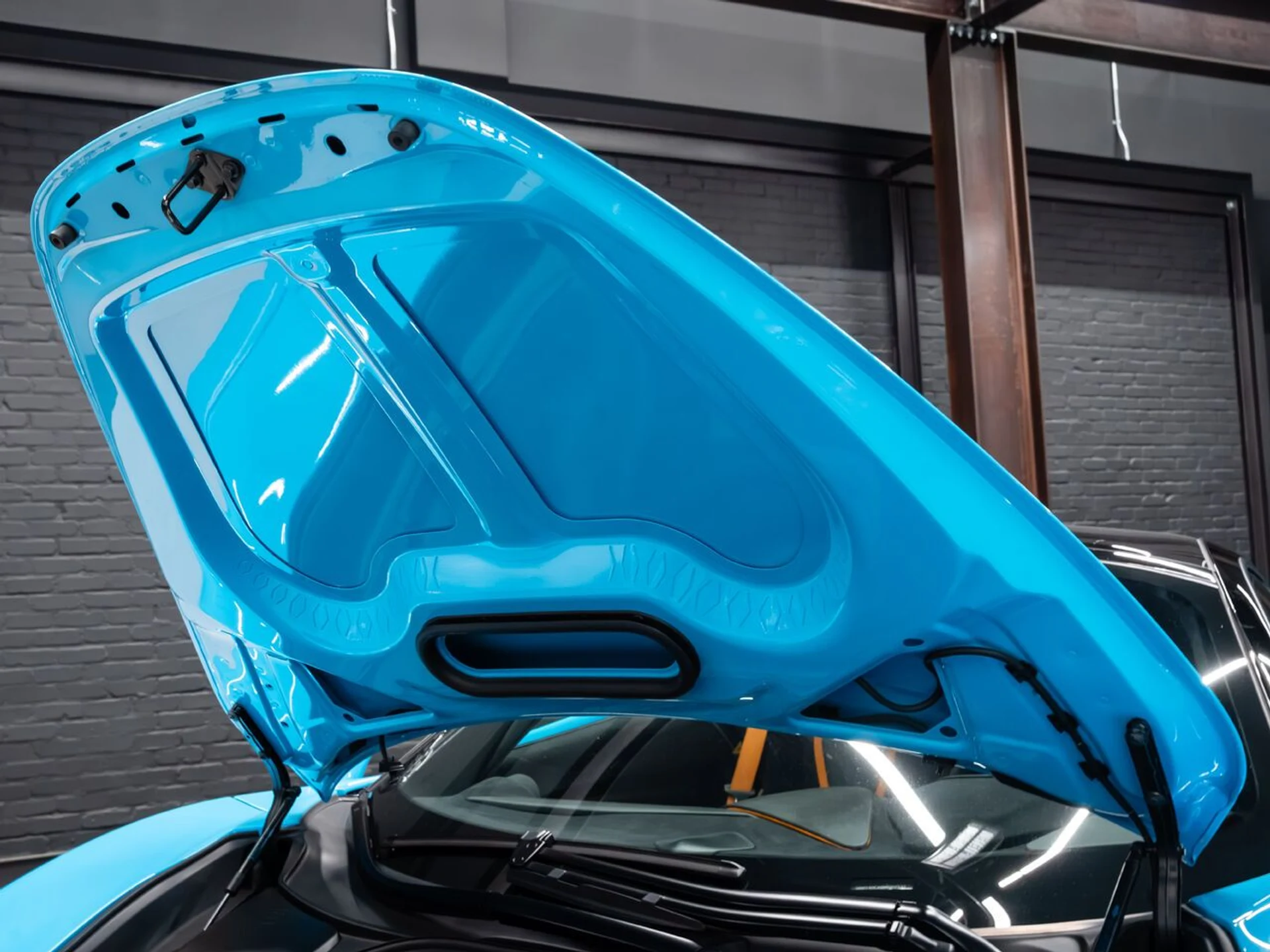 mph083_3329604066_mclaren_720s_2018_ce94193ada