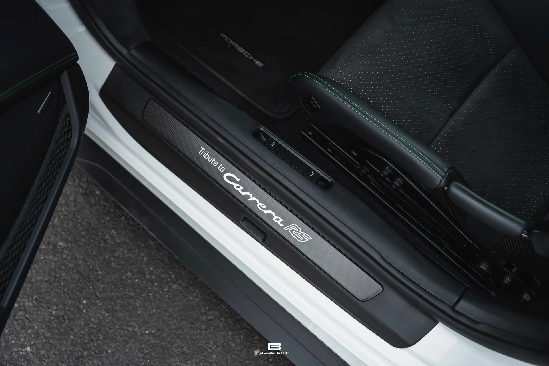 mph083_3357744320_69583b58d7442070f8e57eb8_A7401110_d15955af05