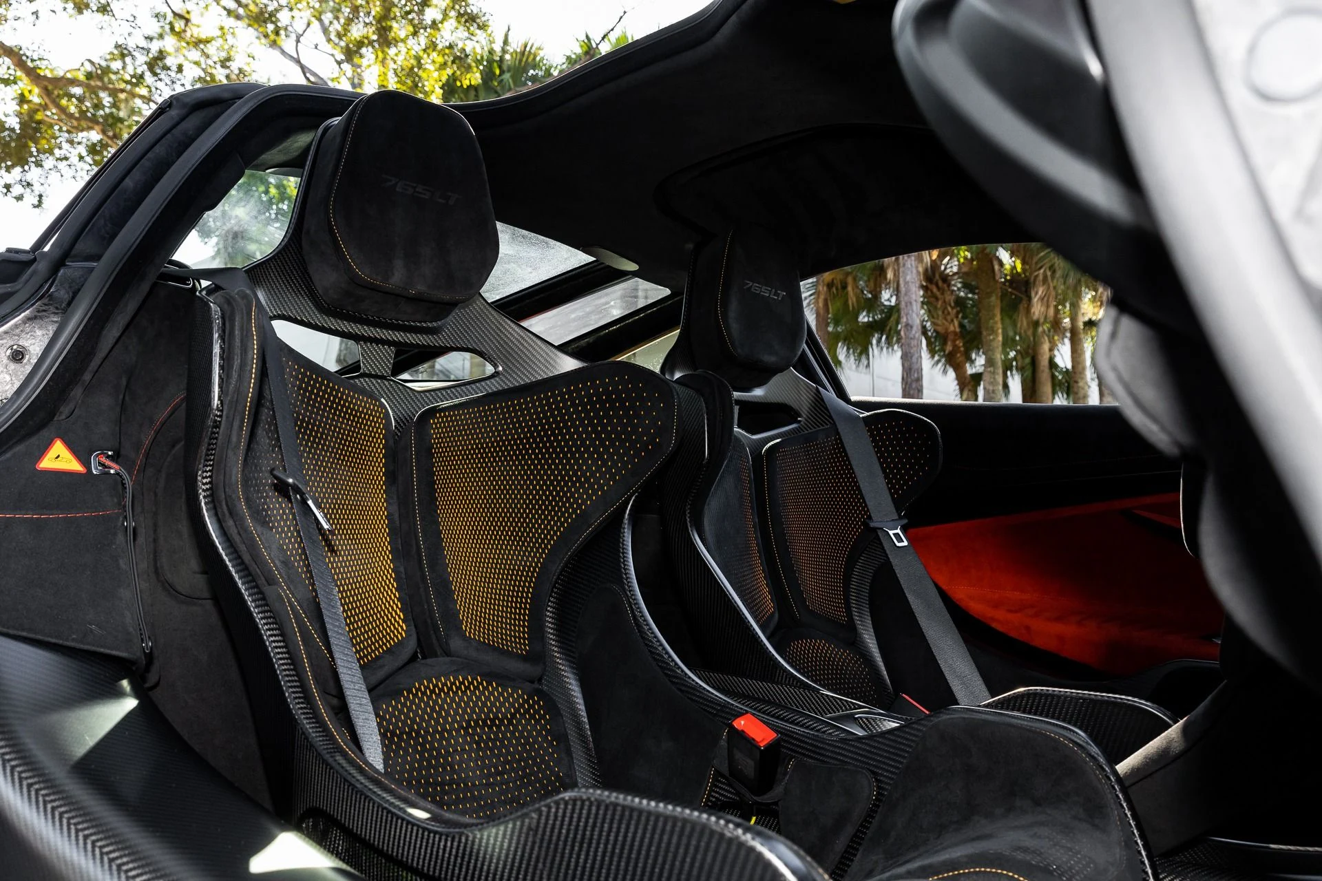 mph083_3364688508_249_p84_l_a28cfb274a