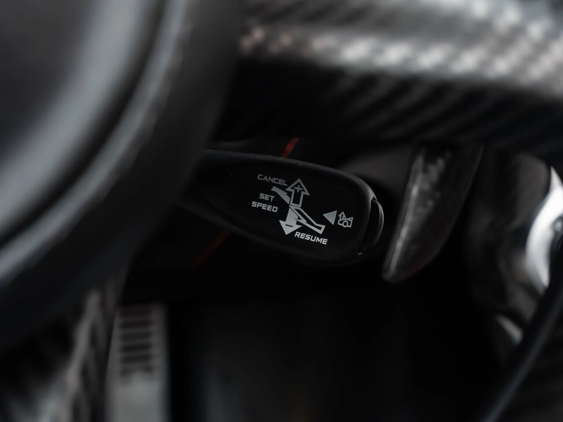 mph083_3426935827_mclaren_720s_2019_cac264a7f5