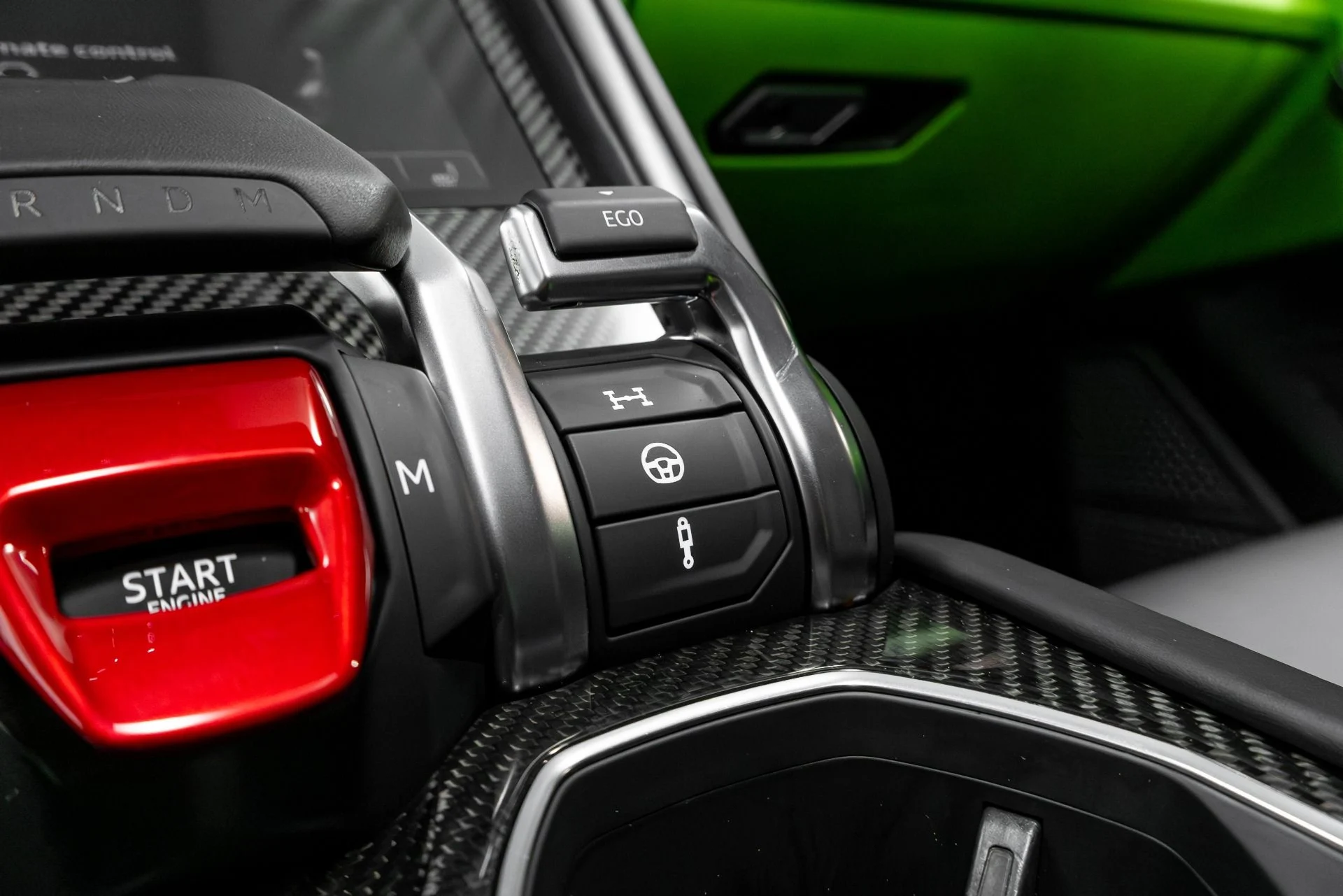 mph083_3600012138_Used_2022_Lamborghini_Urus_1771543126_5731bc043c