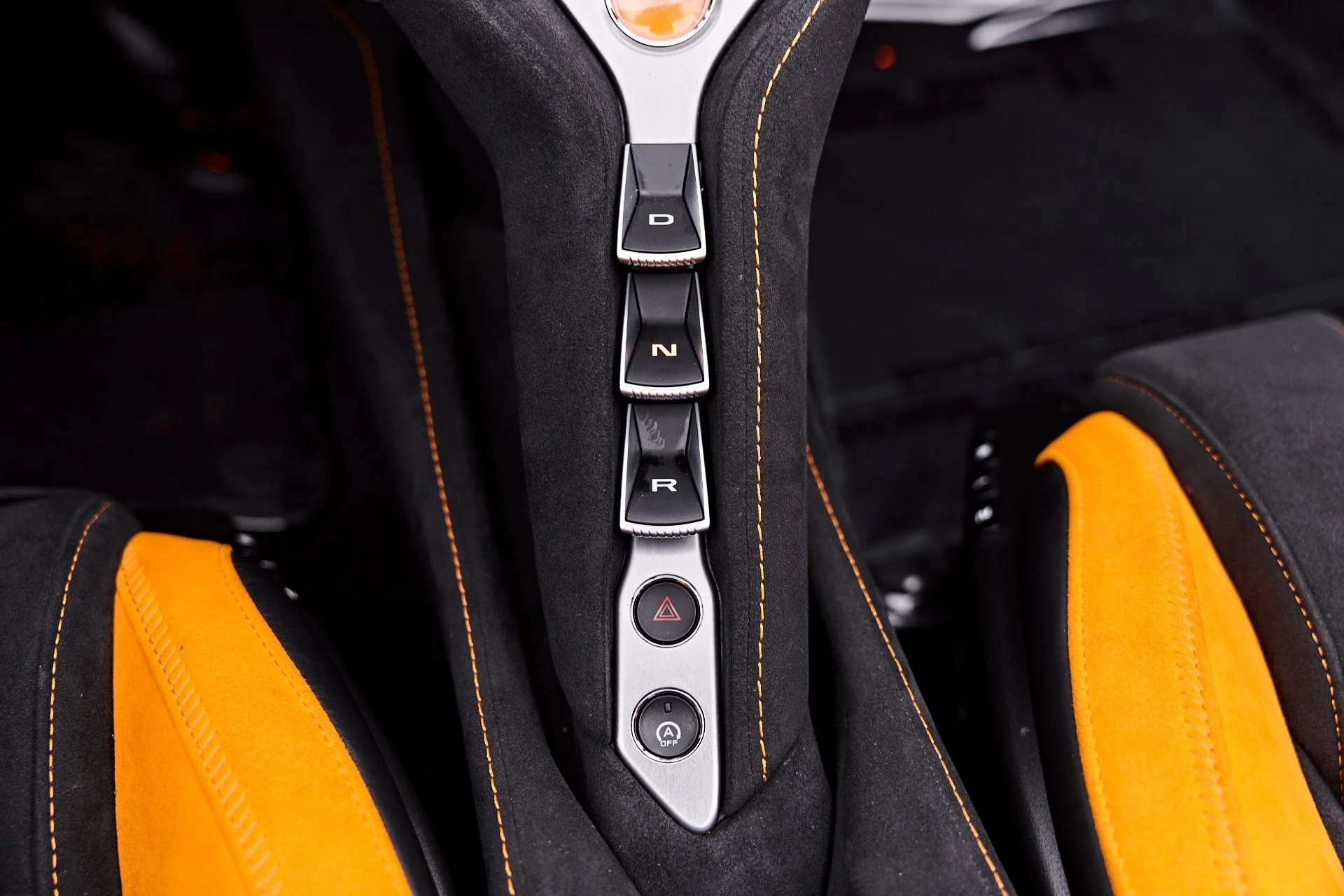 mph083_3681588409_Used_2025_Mc_Laren_750_S_1786993982_e24b383fd1