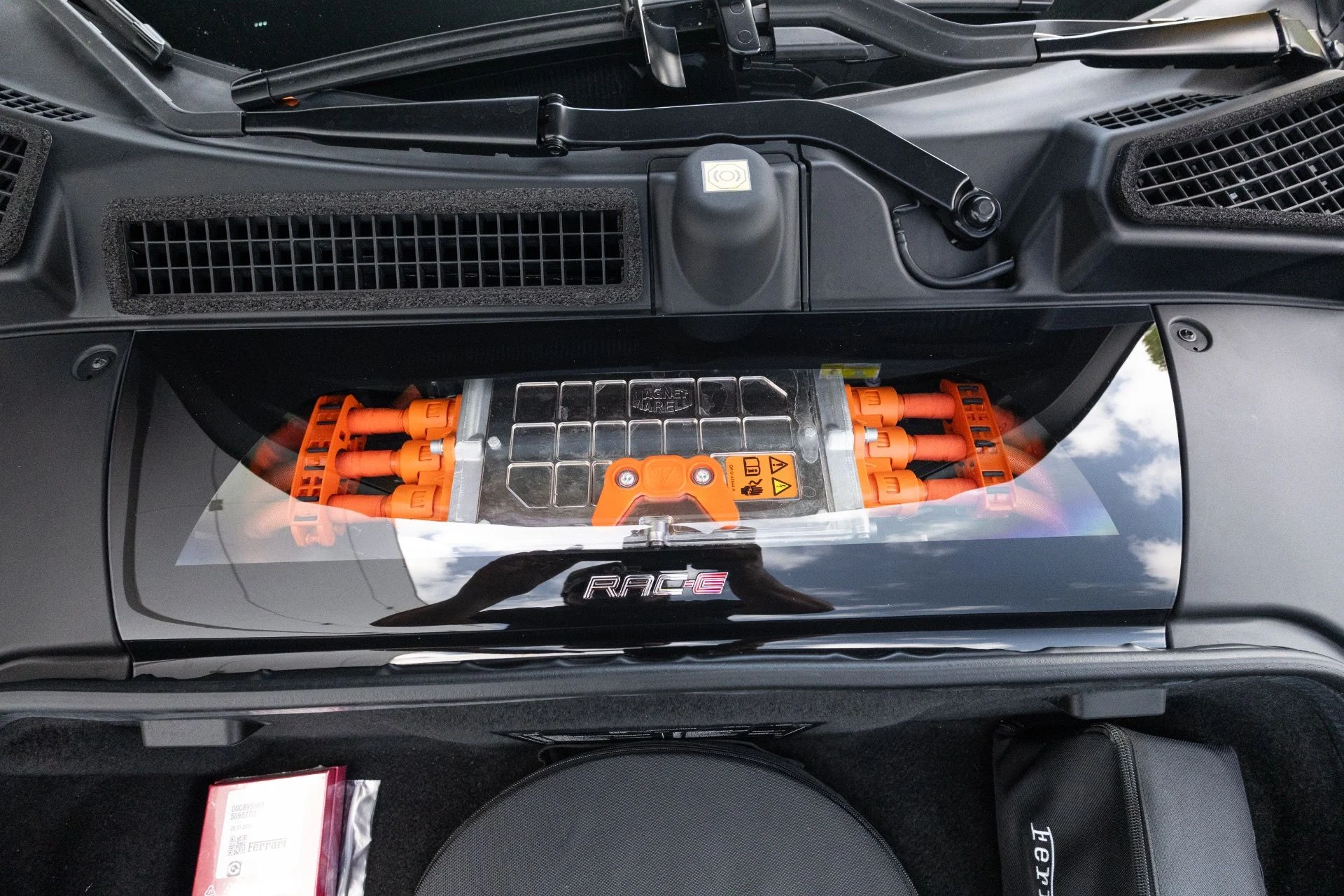 mph083_373820511_Used_2025_Ferrari_SF_90_Spider_1772646640_5c1452fc5f