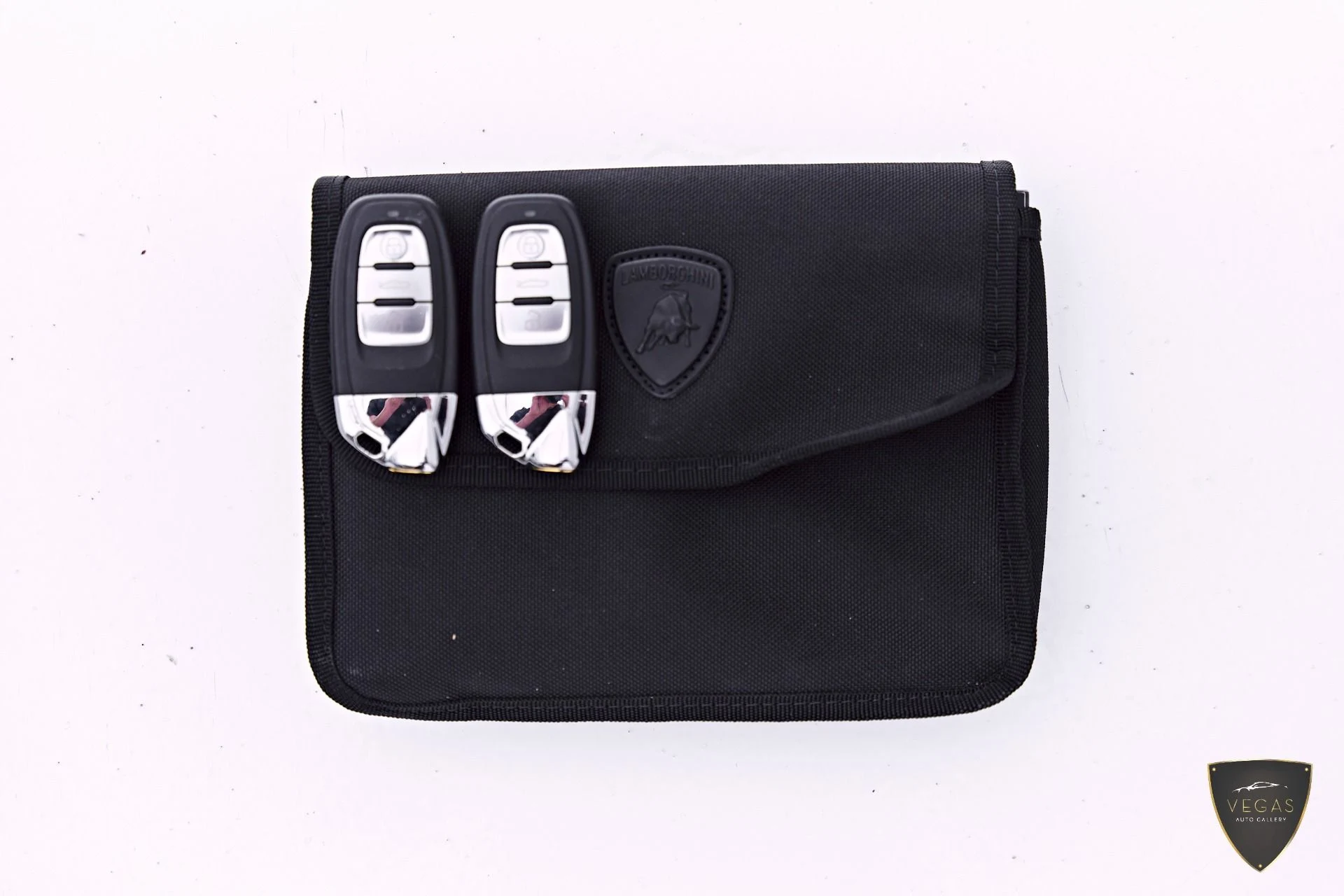mph083_3760582349_Used_2020_Lamborghini_Huracan_EVO_Base_1782523467_94bb85801c