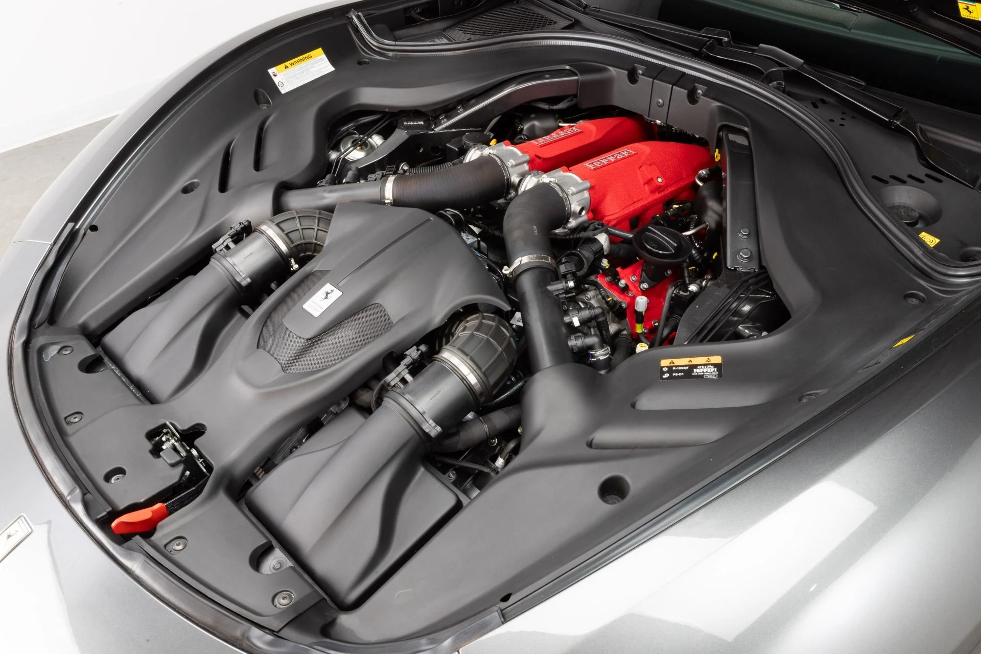 mph083_3819205727_Used_2024_Ferrari_Roma_Spider_1772566645_48a9a89467