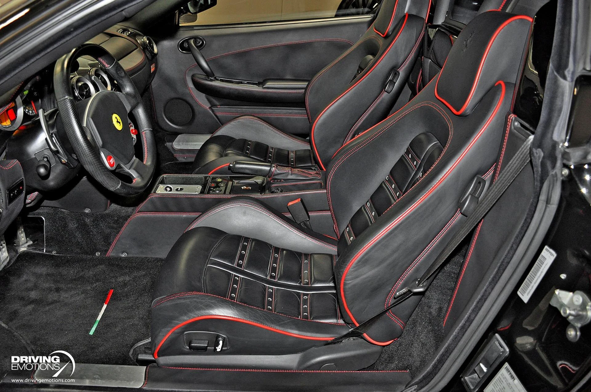 mph083_3822615508_885_p84_l_ba1b811206