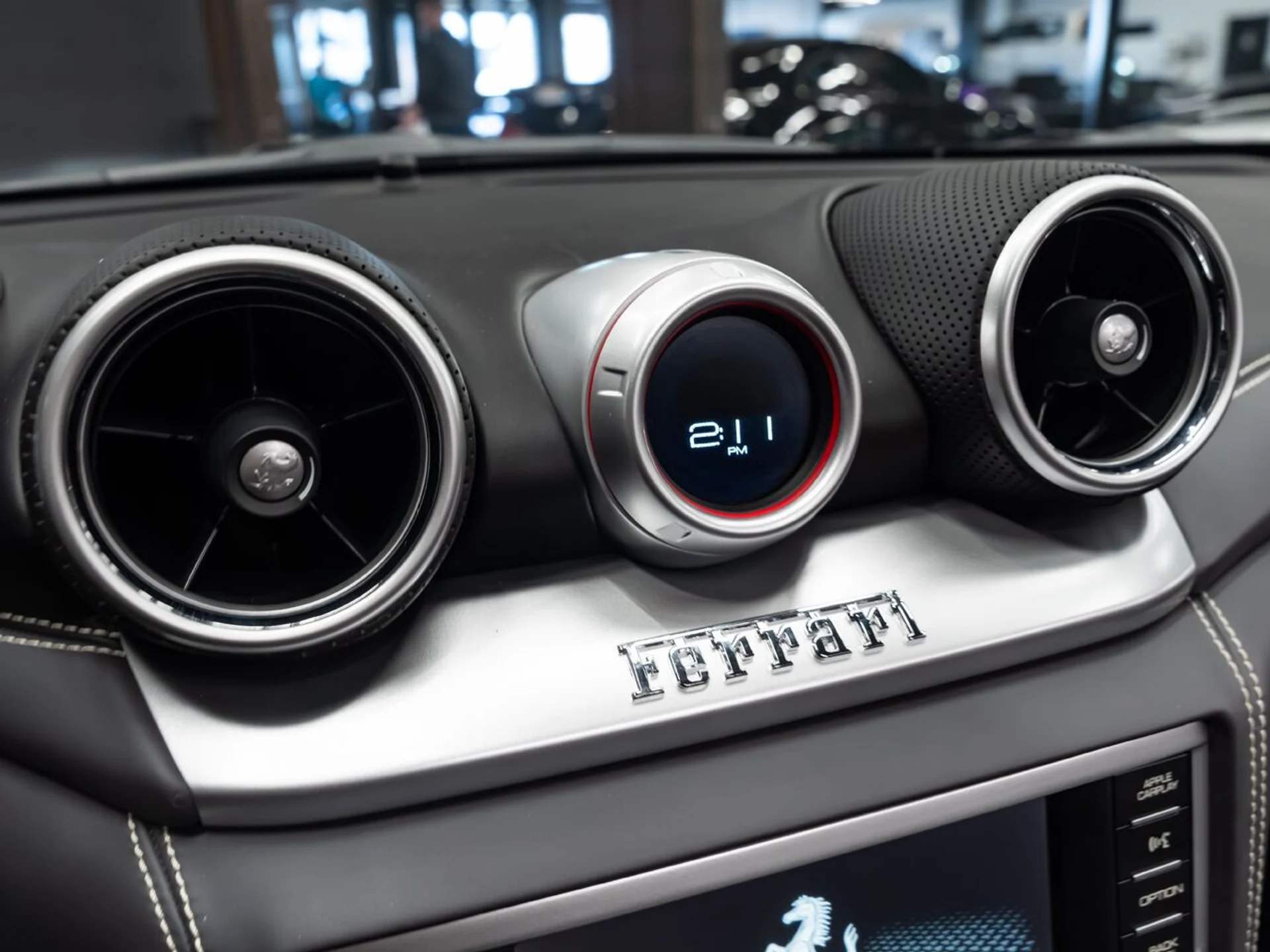 mph083_4137226299_ferrari_california_2015_fc4cdae497