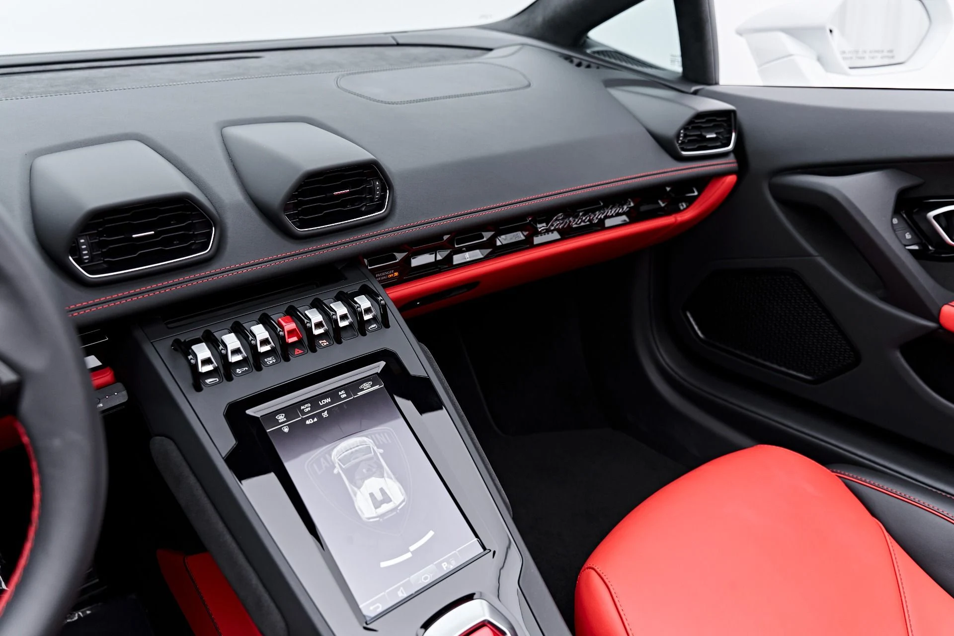 mph083_4213738439_Used_2024_Lamborghini_Huracan_EVO_Base_1791337219_014e47c48c