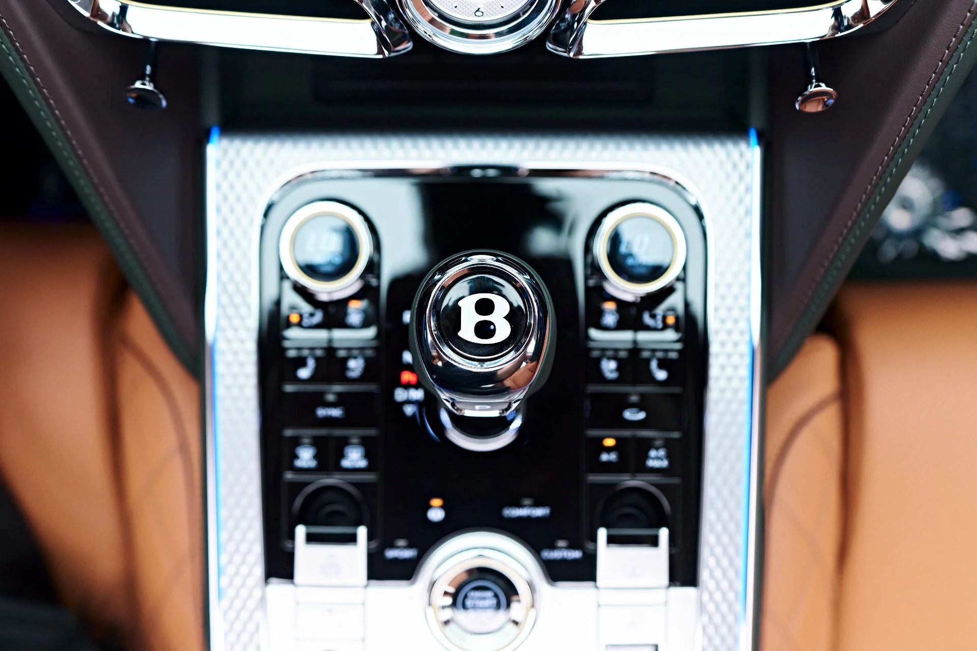 mph083_4234585094_Used_2024_Bentley_Flying_Spur_Mulliner_W12_1756173526_d5914fc0ca