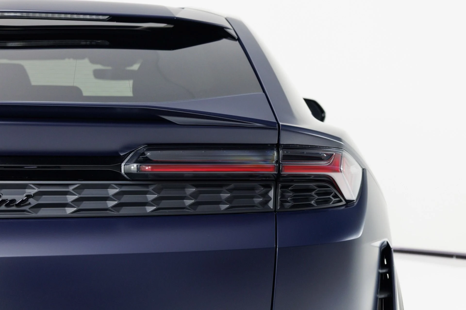 mph083_4294230570_Used_2025_Lamborghini_Urus_SE_1779304727_461e09c562