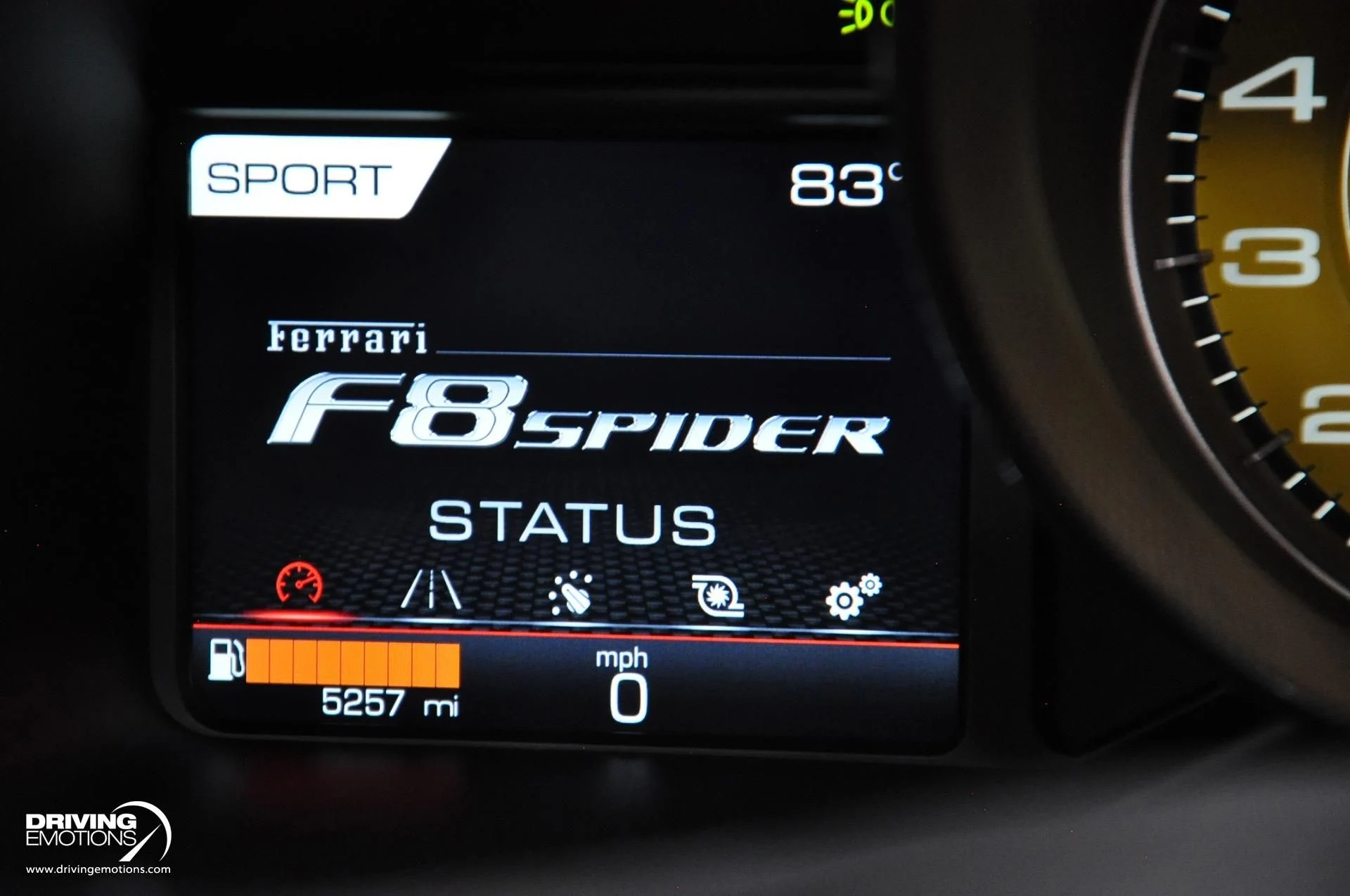 mph083_493095718_896_p84_l_c9ba13140e