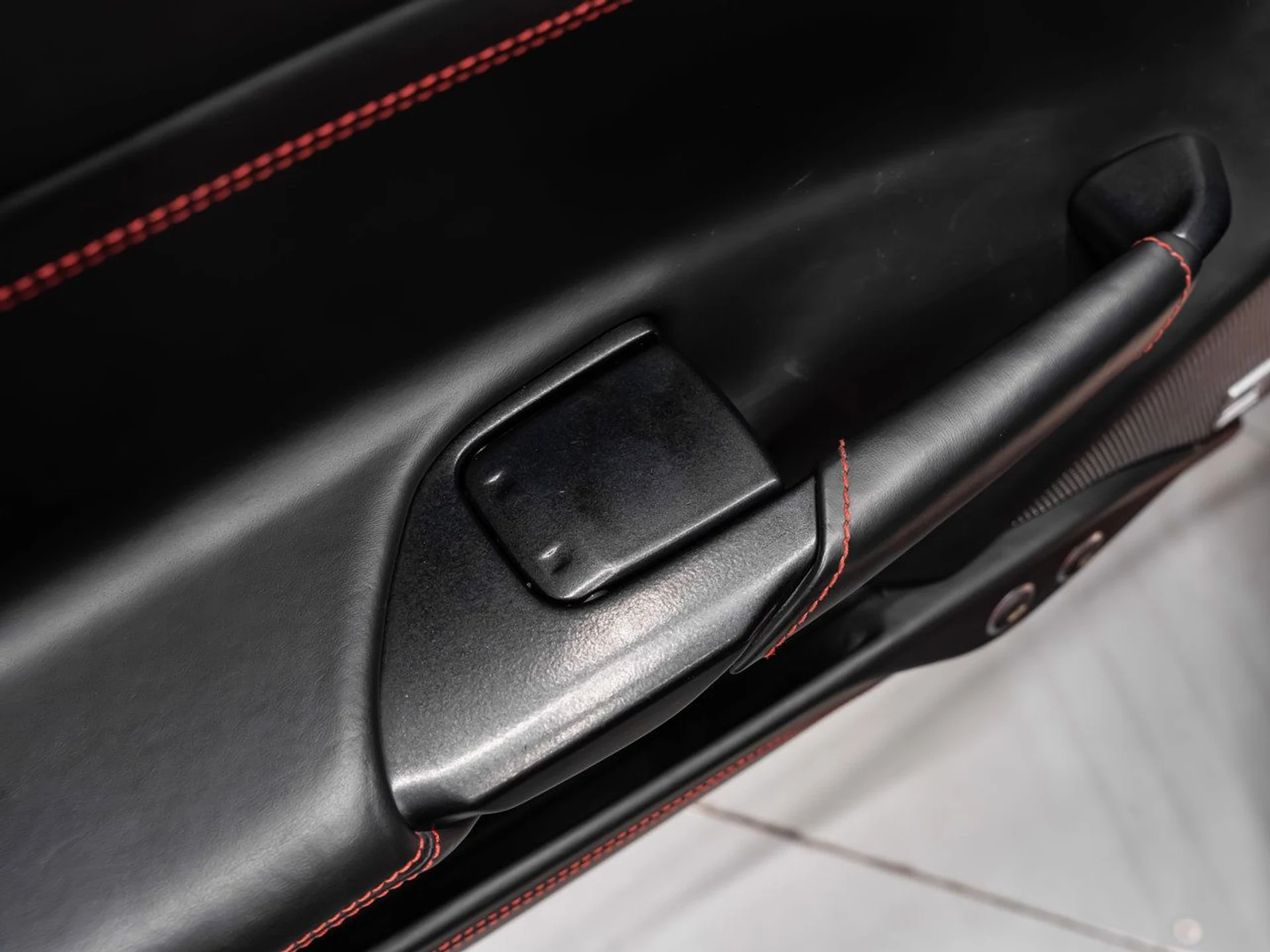 mph083_712257059_ferrari_488_gtb_2017_73ce5d7776