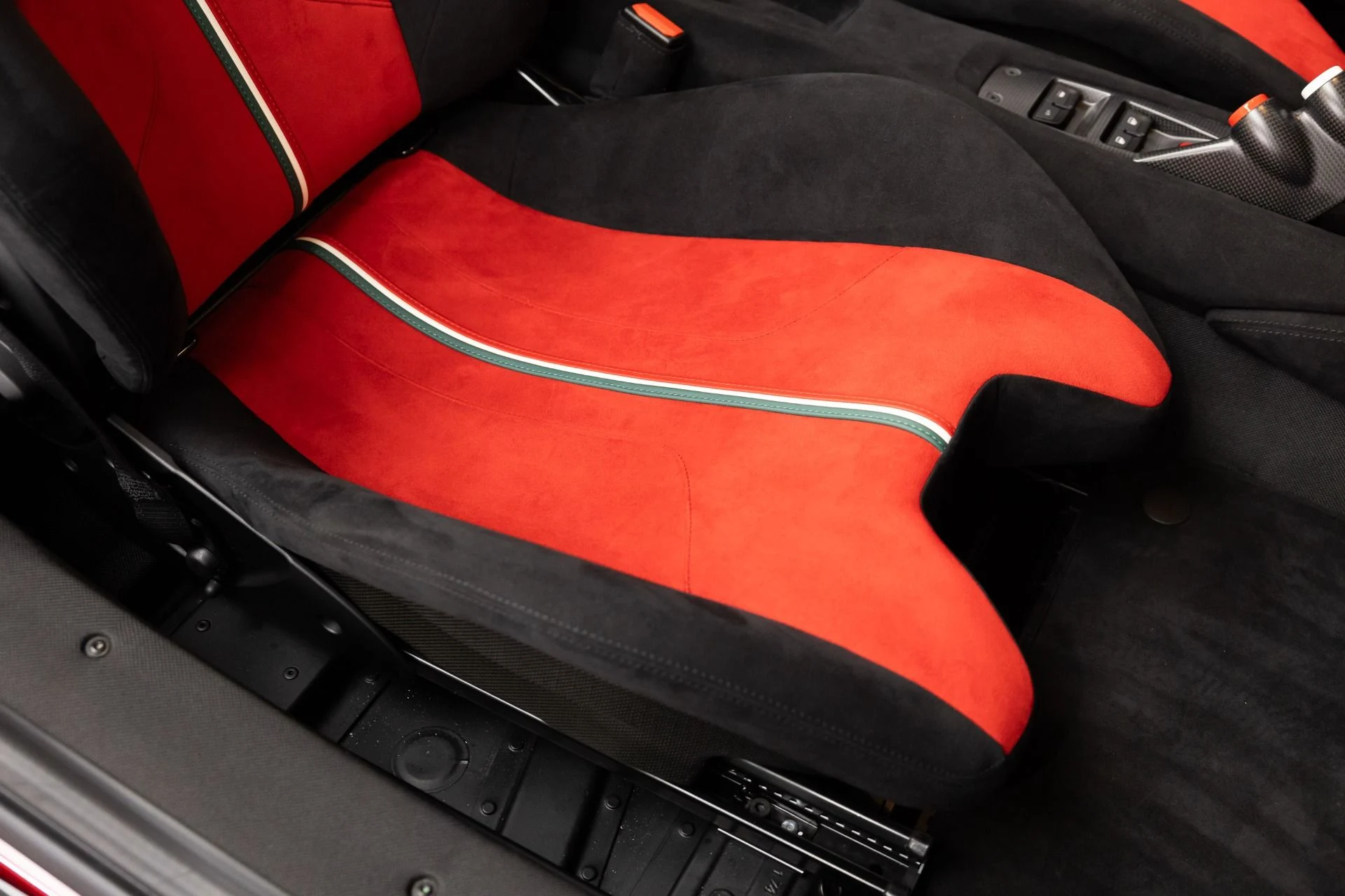 mph083_820866143_Used_2020_Ferrari_488_Pista_Spider_1786715876_767acafaab