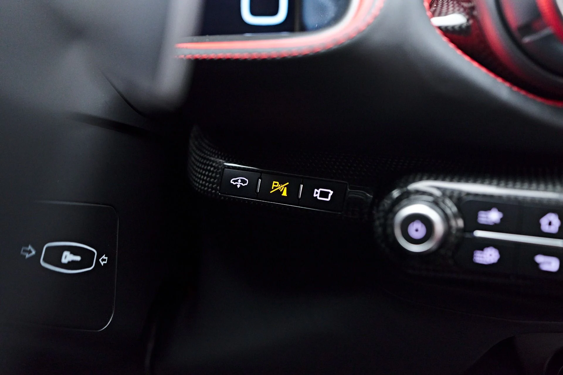 mph083_822086523_Used_2018_Ferrari_812_Superfast_Base_1749002871_db90dfba93