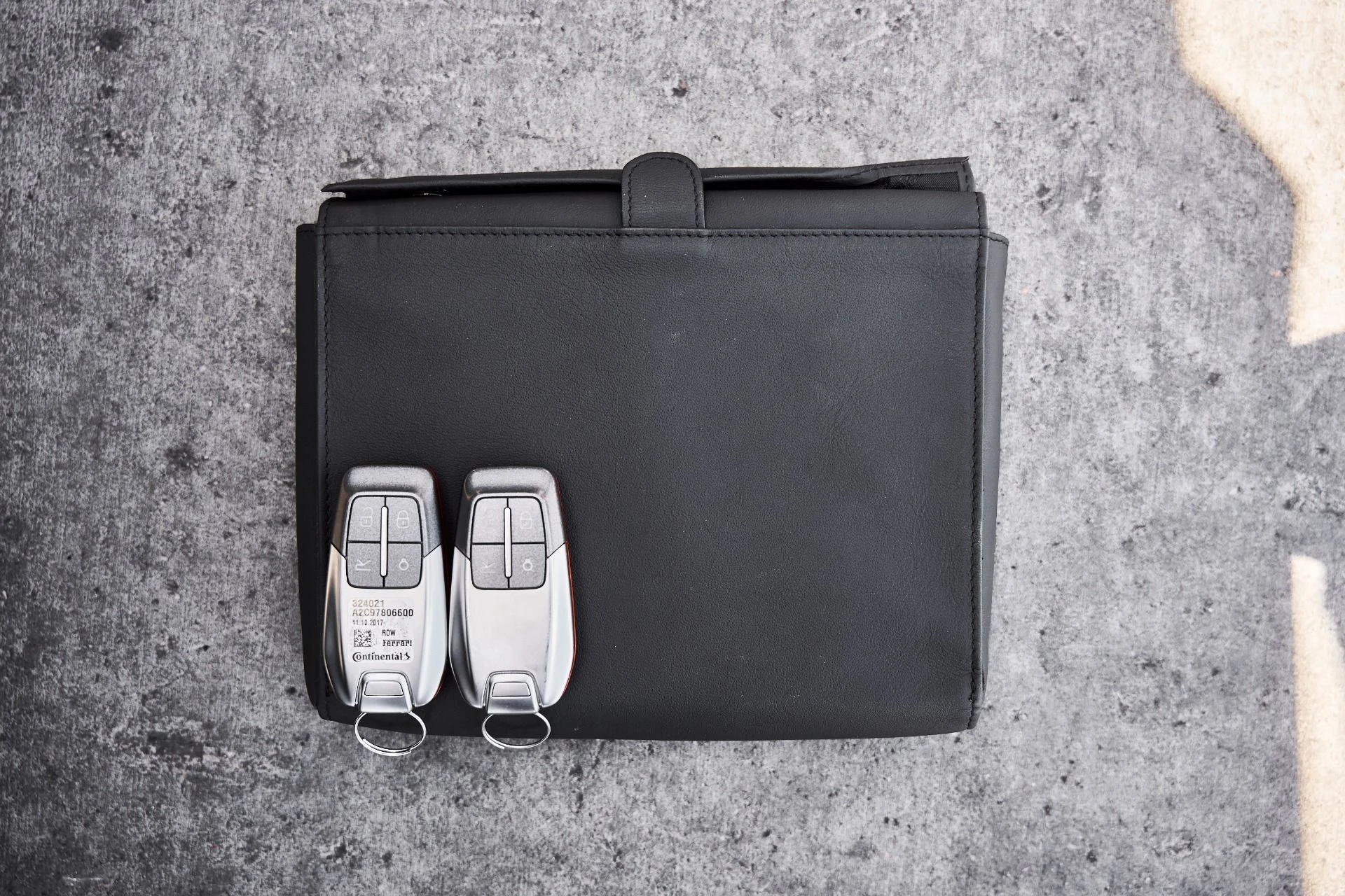 mph083_849943700_Used_2018_Ferrari_GTC_4_Lusso_V12_1775612144_a805a6ba54