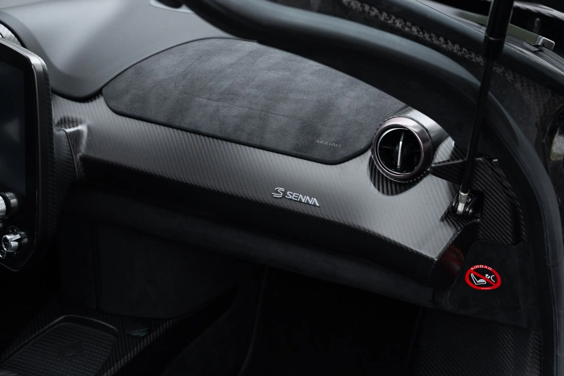 mph083_926341570_Used_2019_Mc_Laren_Senna_1775186462_44c3fb4301