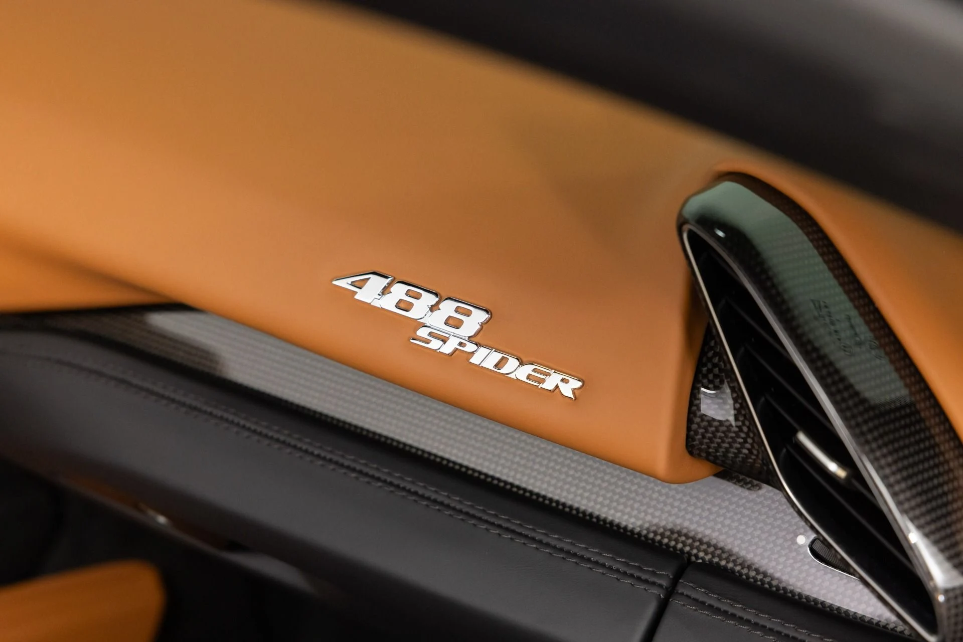 mph084_1137689380_Used_2017_Ferrari_488_Spider_1784830222_79e0f284dc