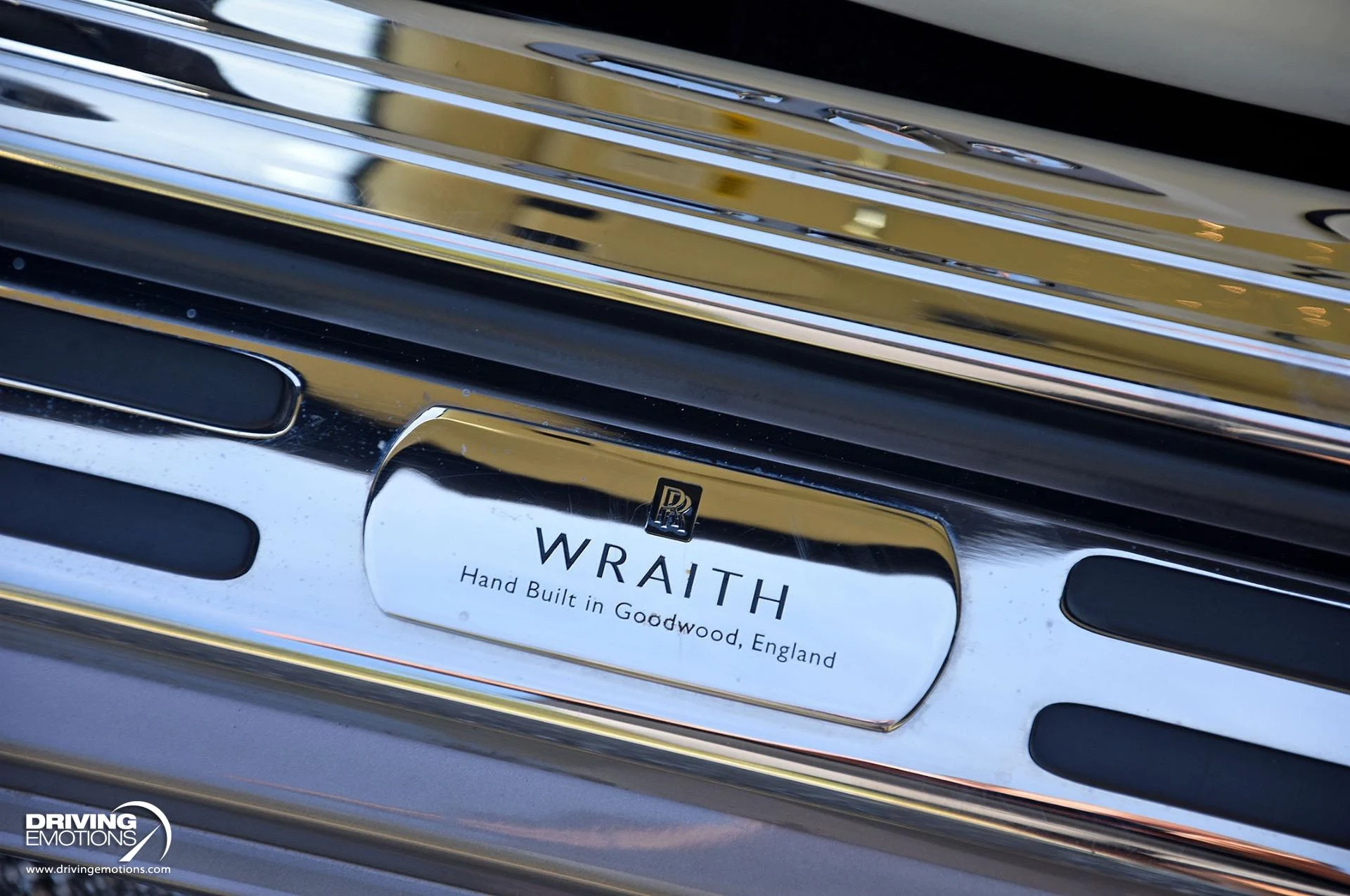 mph084_118080075_883_p85_l_b38ea46fe4